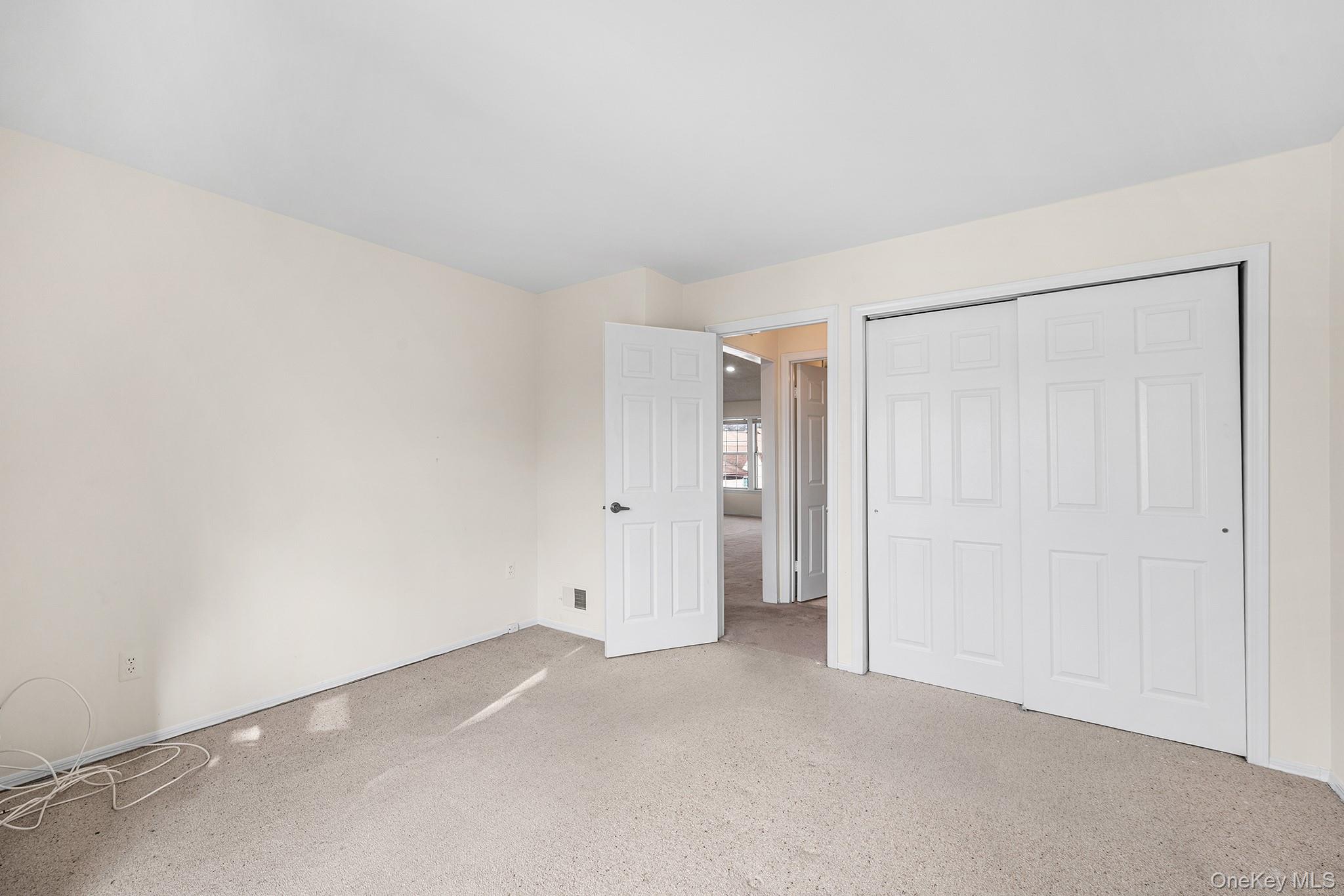 11d Rothwell Drive Property Photo 8
