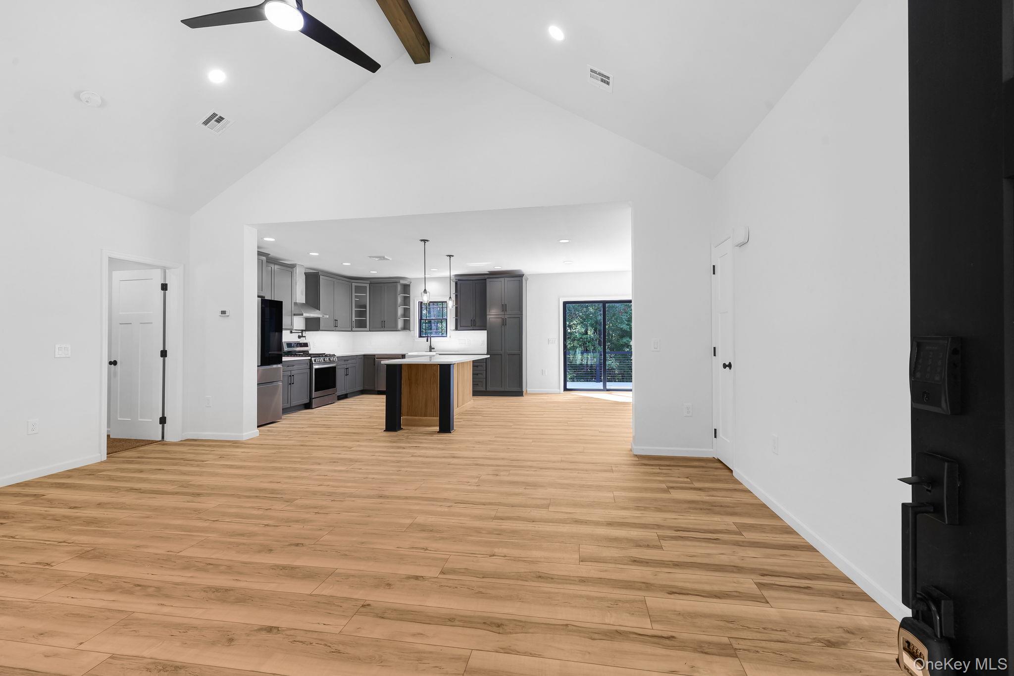 375 Breezy Hill Road Property Photo 3