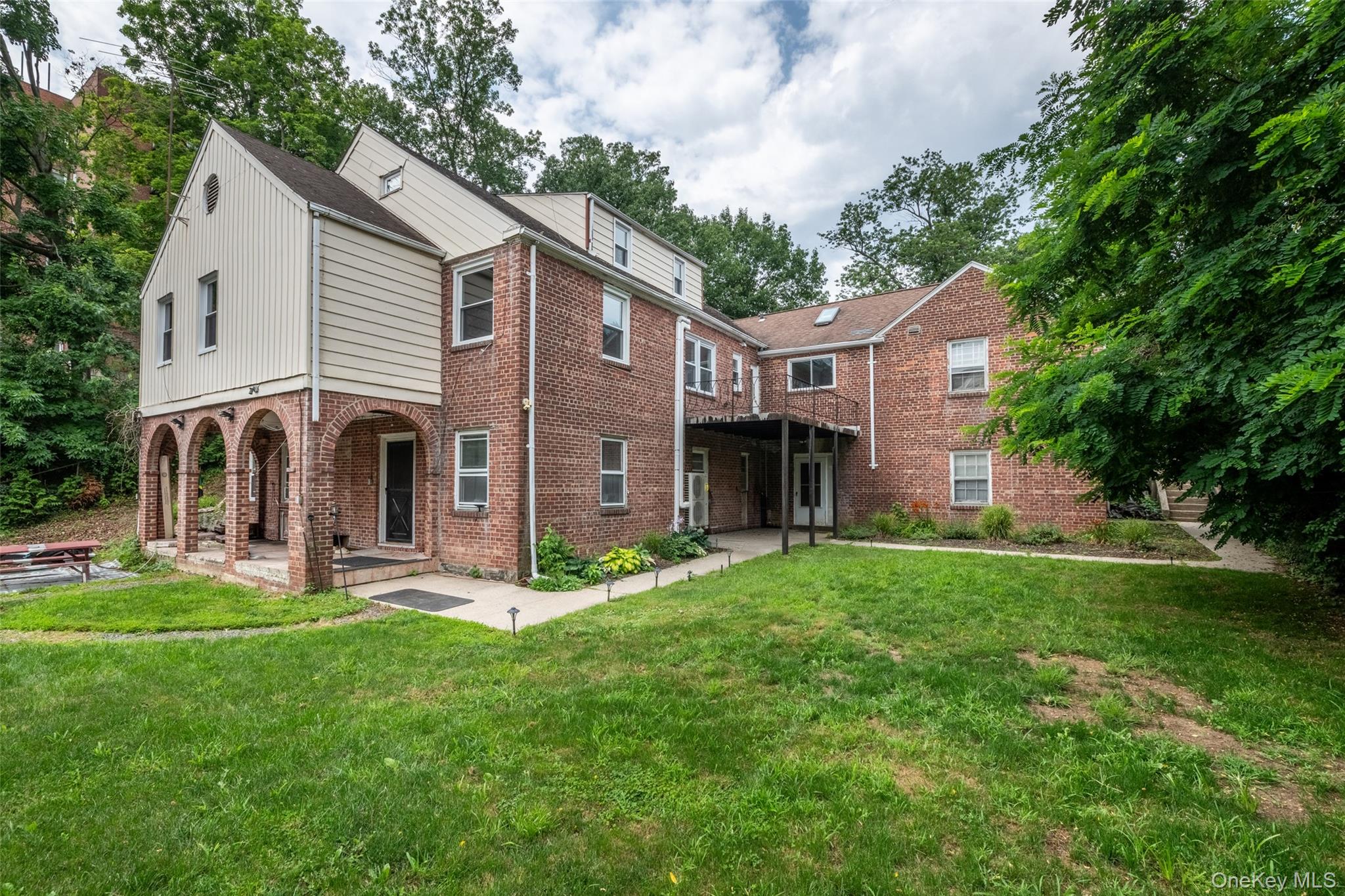 6 Truman Avenue Property Photo 2