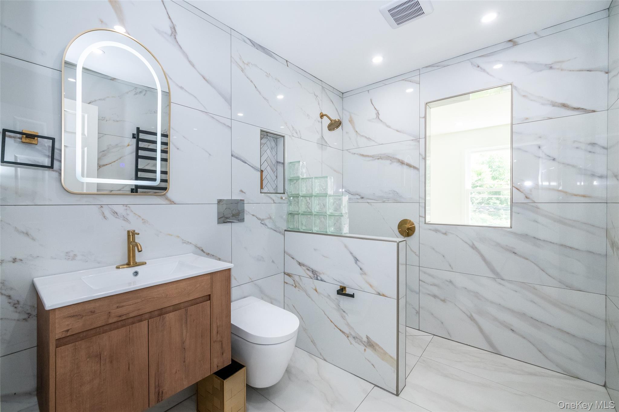 6 Truman Avenue Property Photo 18
