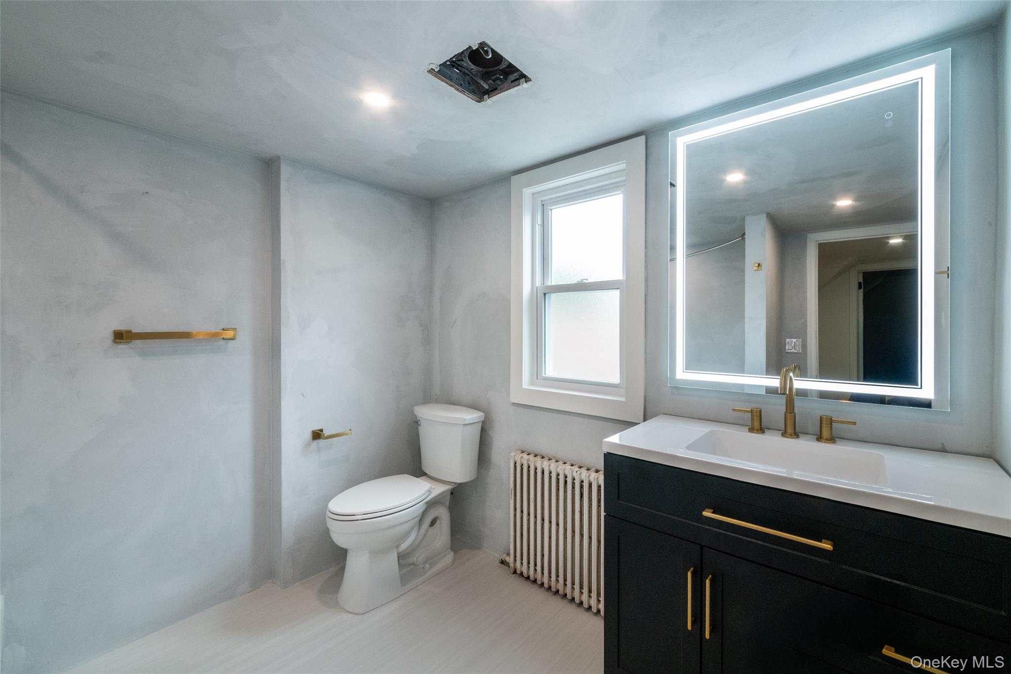 6 Truman Avenue Property Photo 26