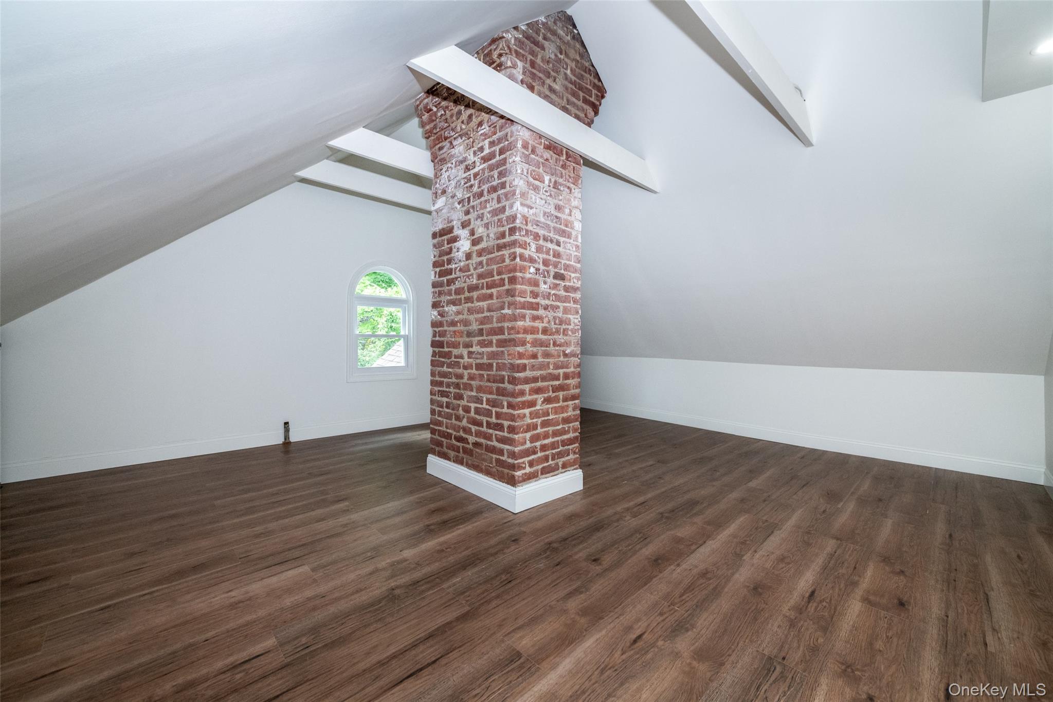 6 Truman Avenue Property Photo 28