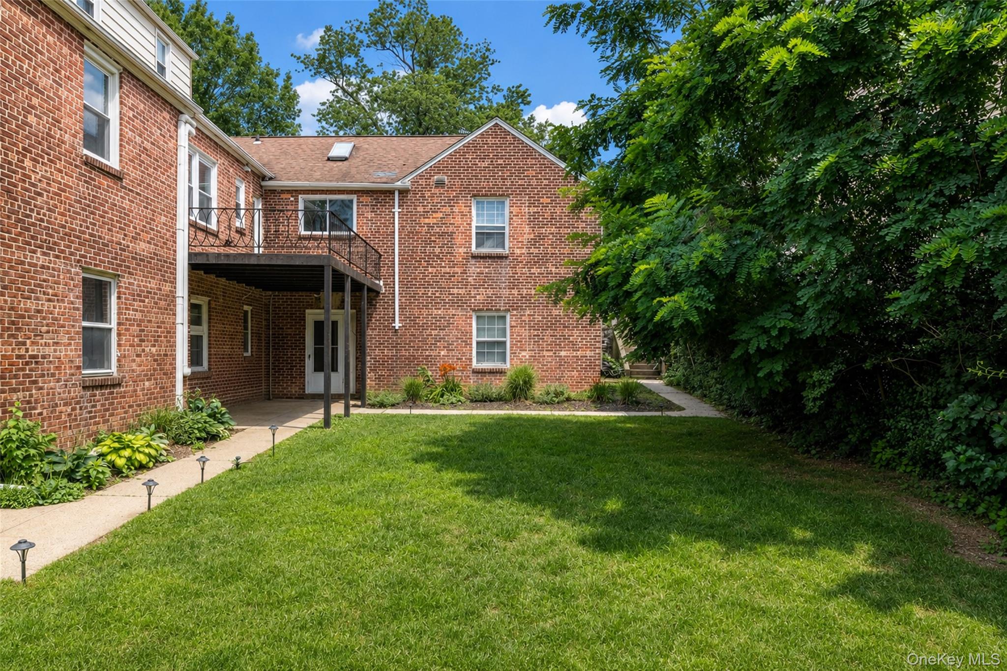 6 Truman Avenue Property Photo 32