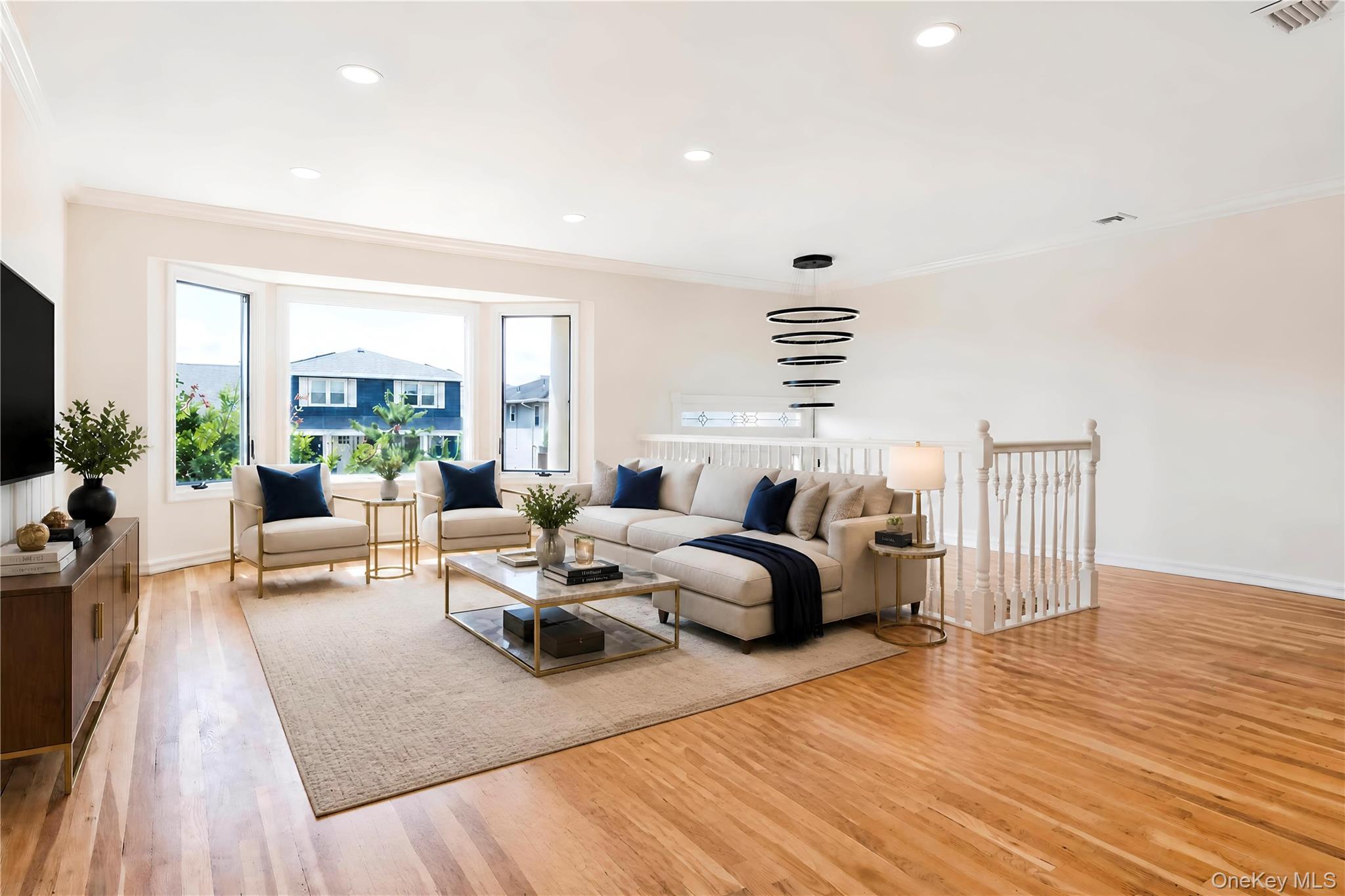 1328 Park Street Property Photo 4