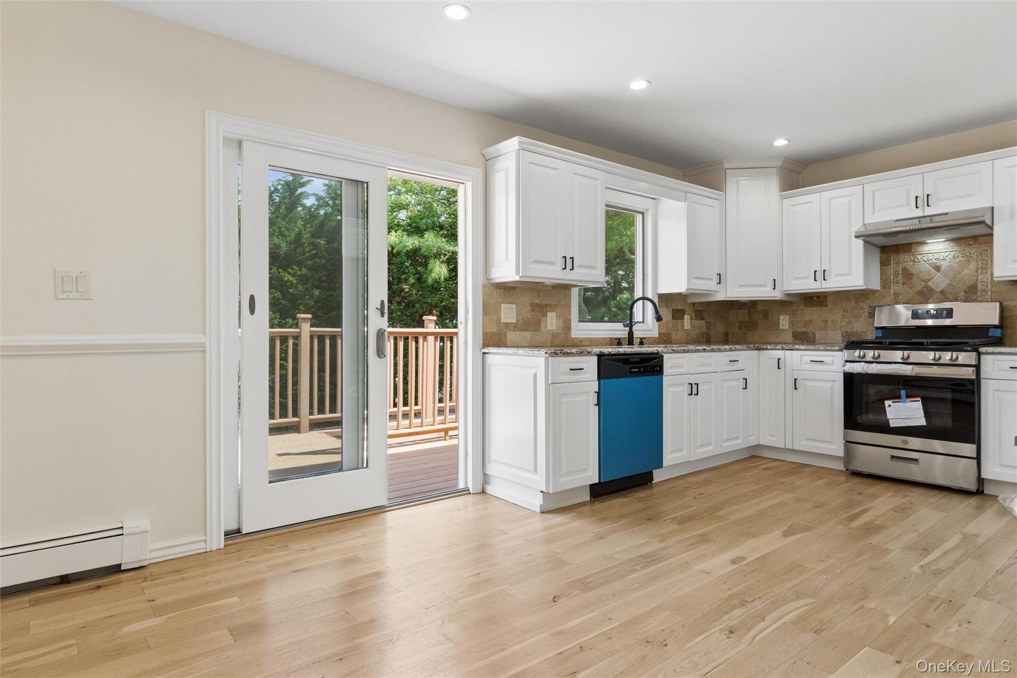 1328 Park Street Property Photo 8