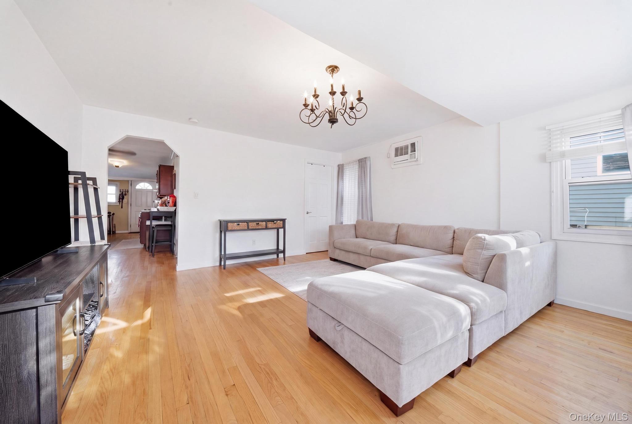 162 Baisley Avenue Property Photo 3