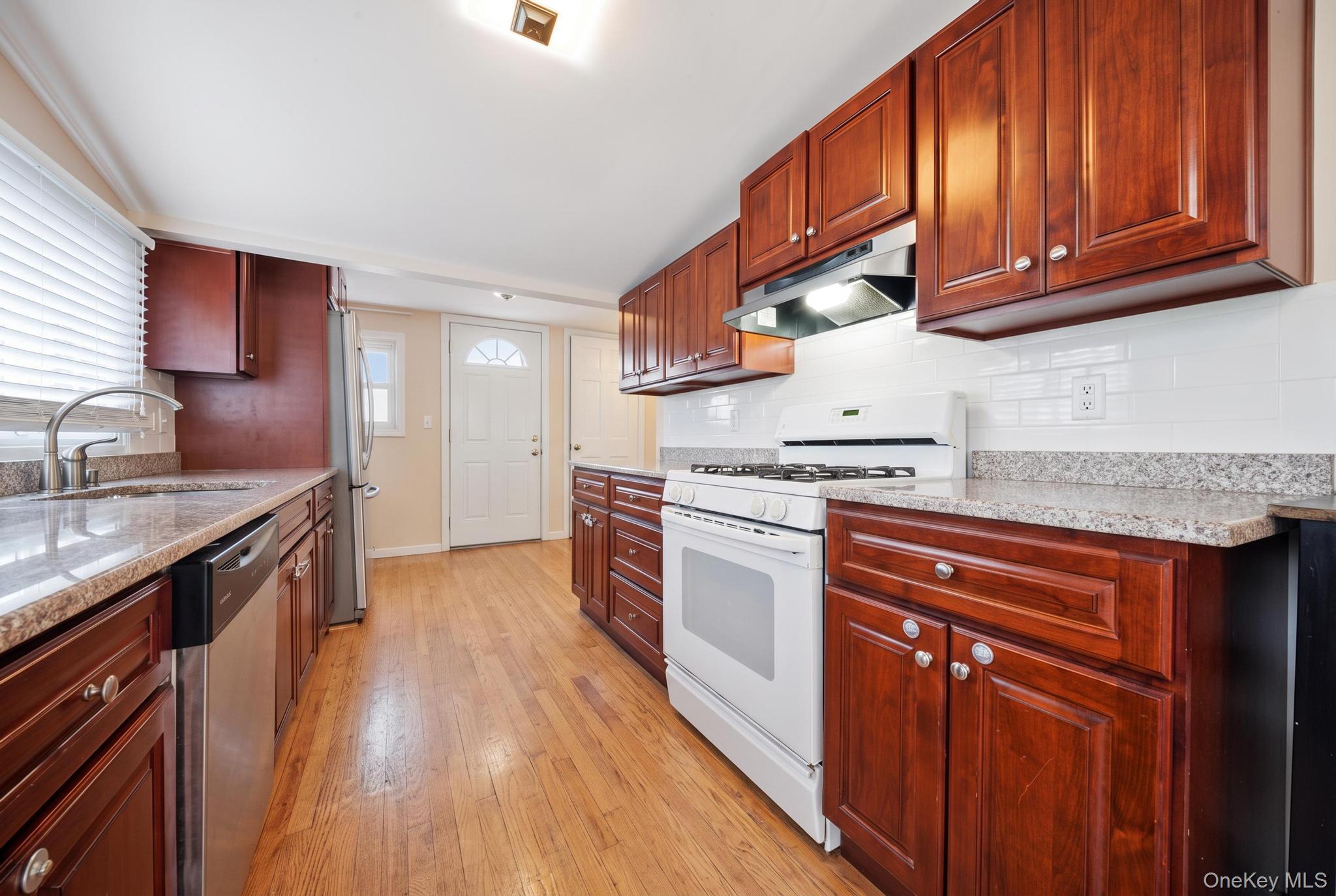 162 Baisley Avenue Property Photo 6