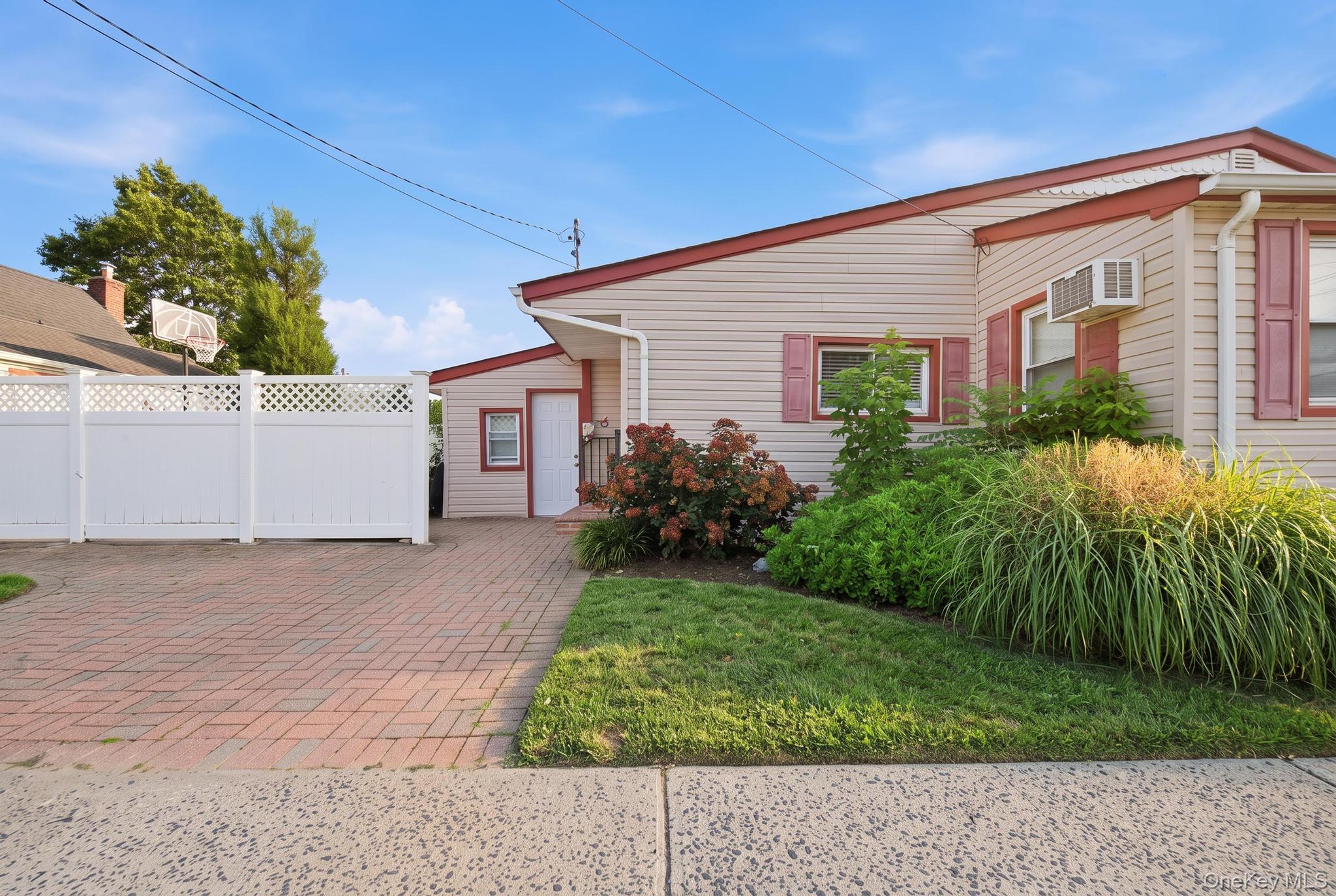 162 Baisley Avenue Property Photo 13