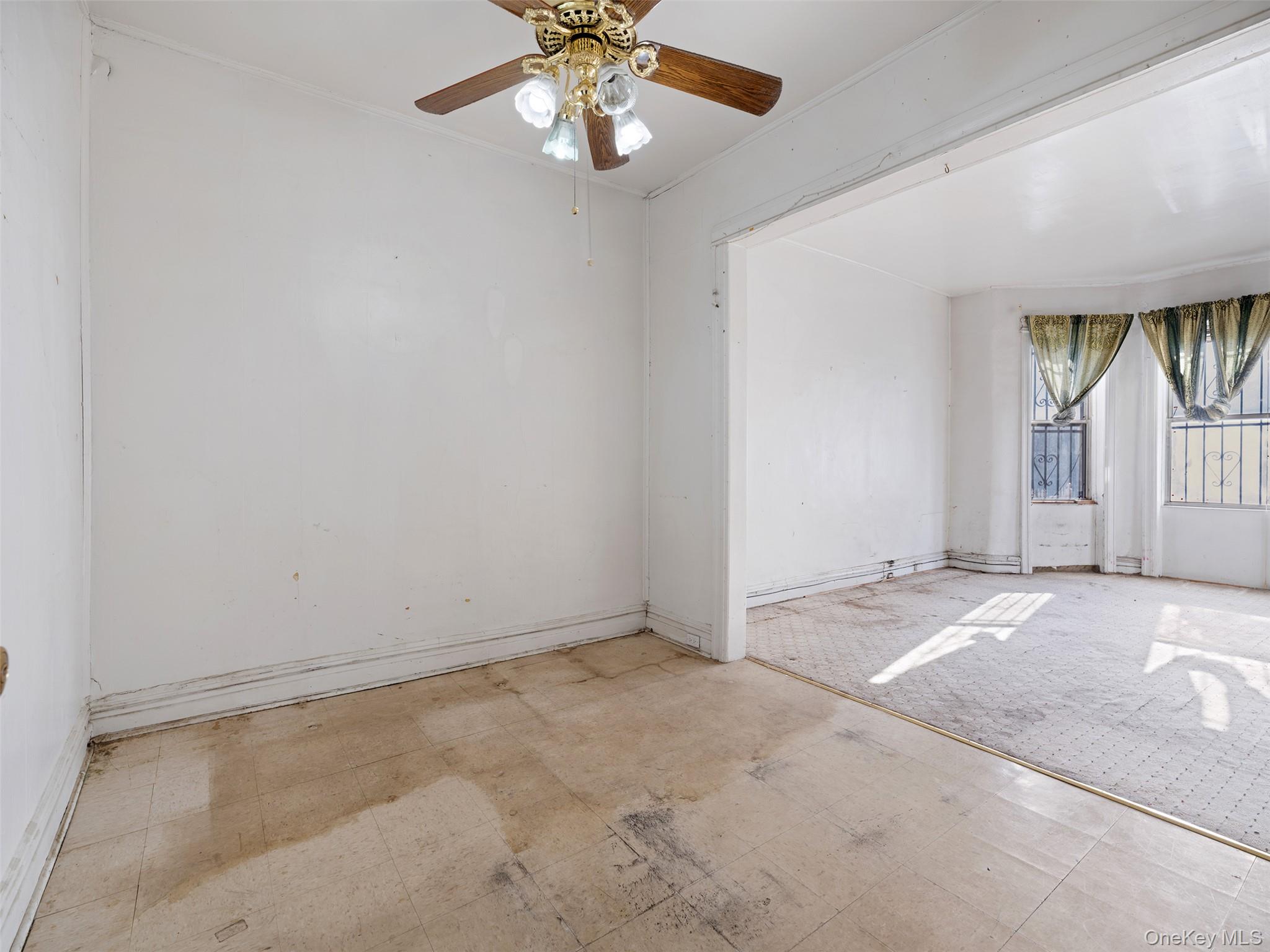 99 E 31st Street Property Photo 3
