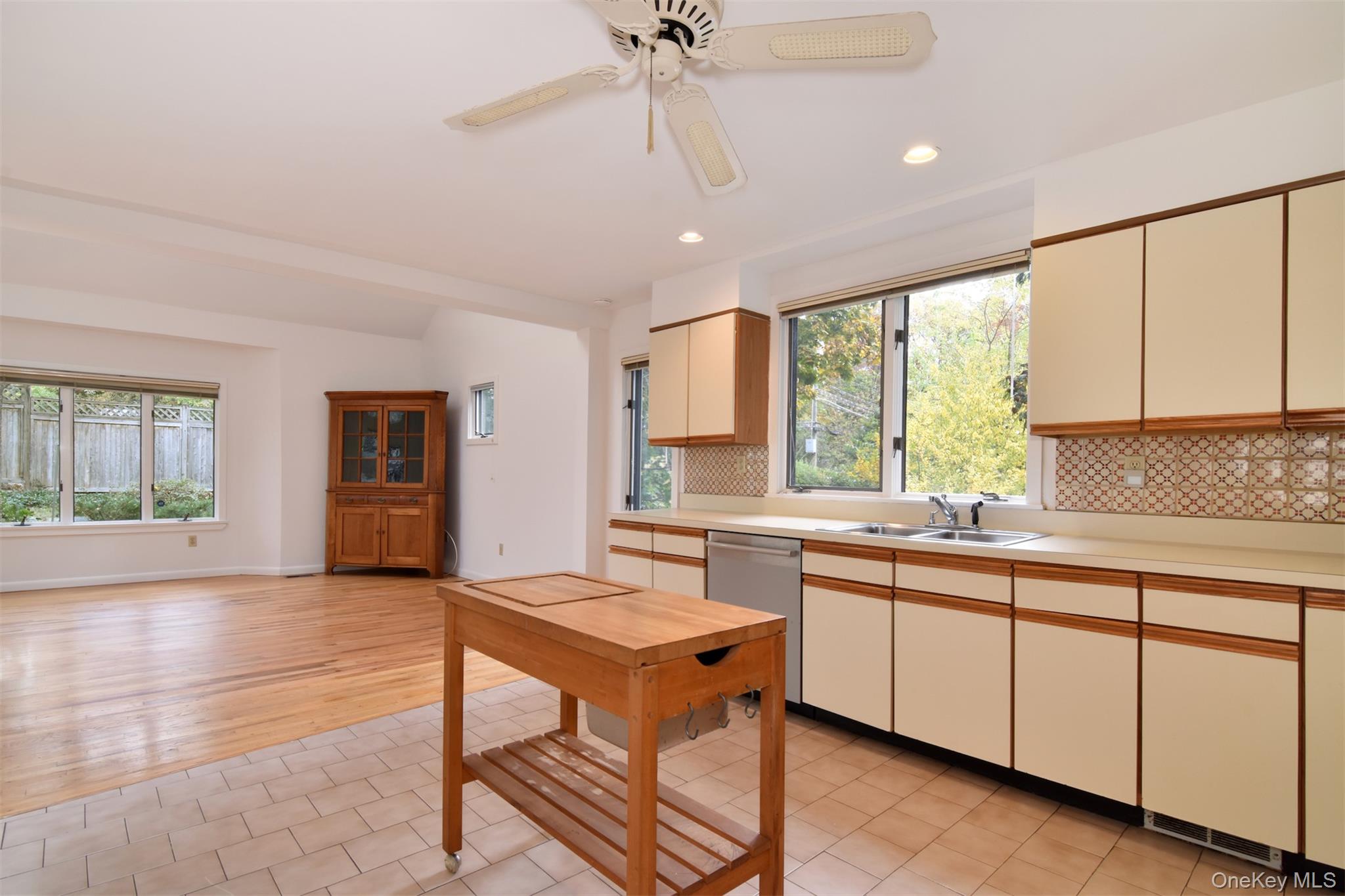 42 Ravensdale Road Property Photo 13