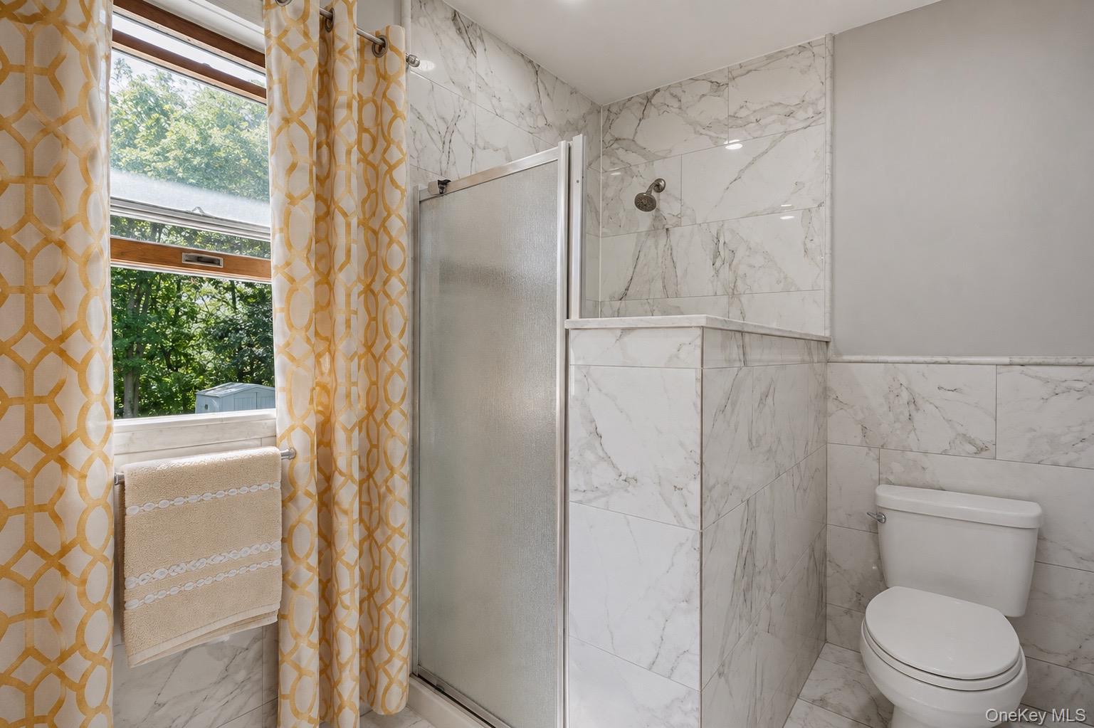 8 Singingwood Drive Property Photo 8