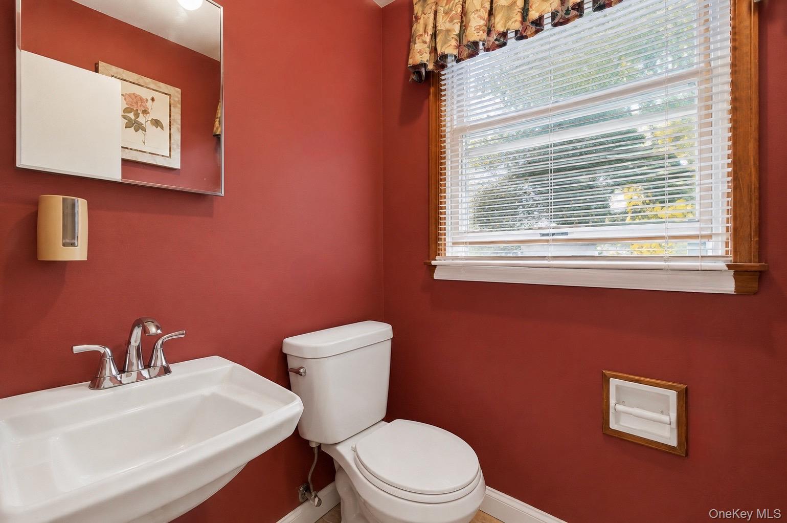 8 Singingwood Drive Property Photo 13