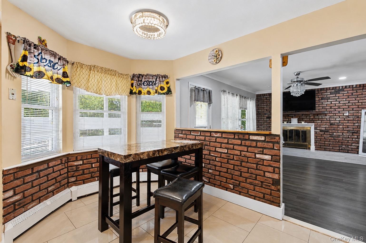 8 Singingwood Drive Property Photo 14