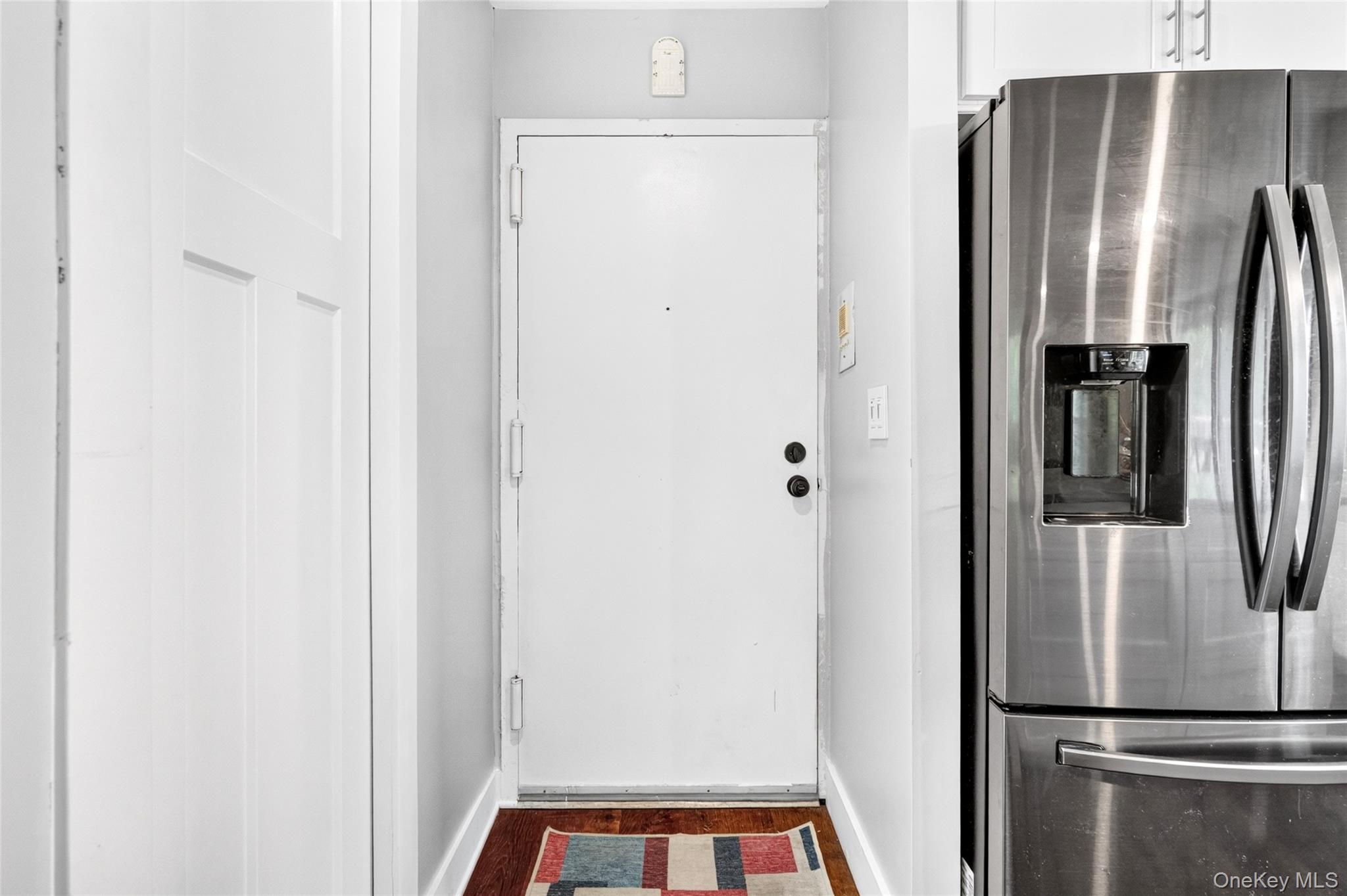 23 Kemeys Avenue 6 Property Photo 4