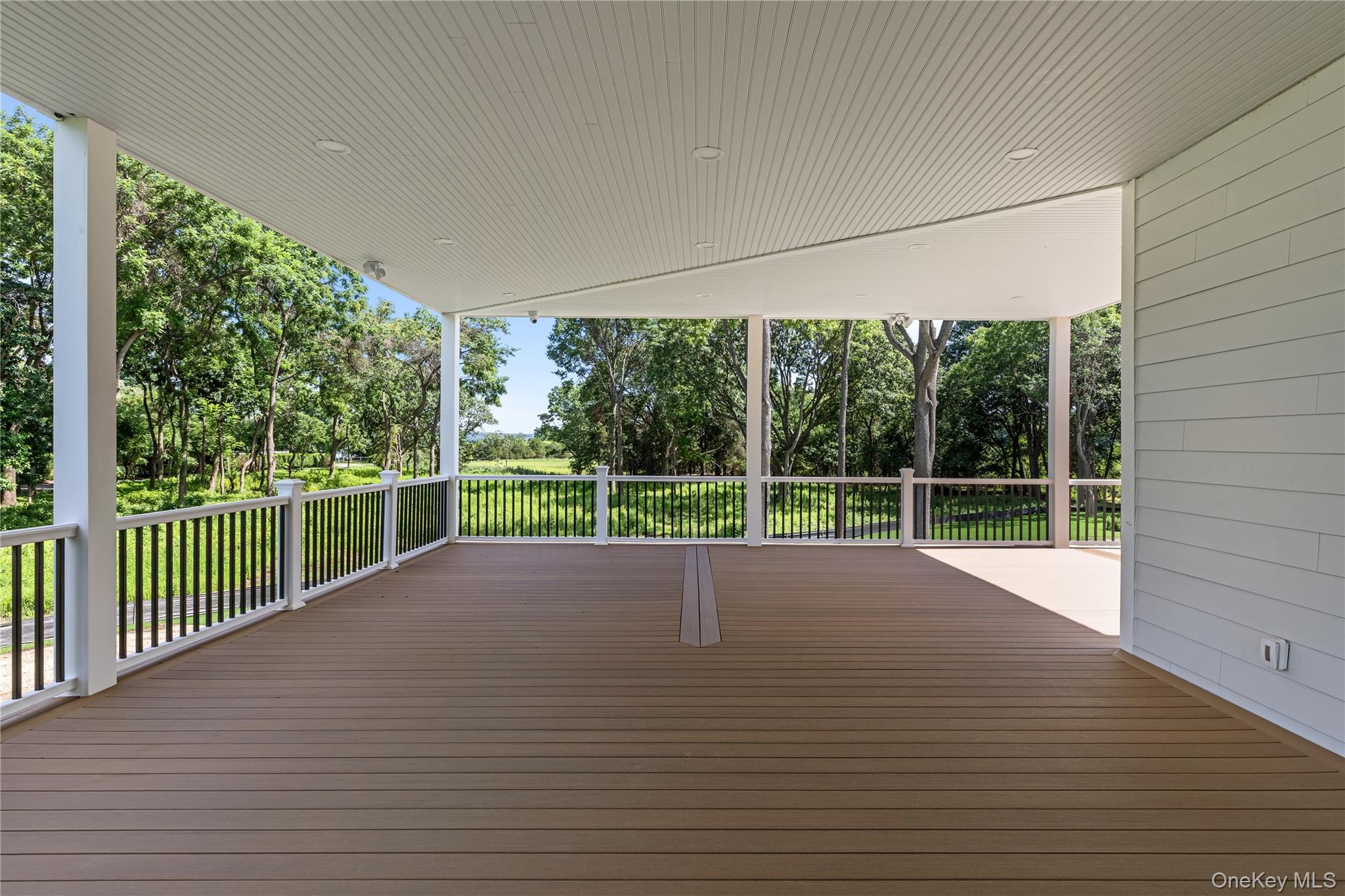 220 Beach Road Property Photo 26