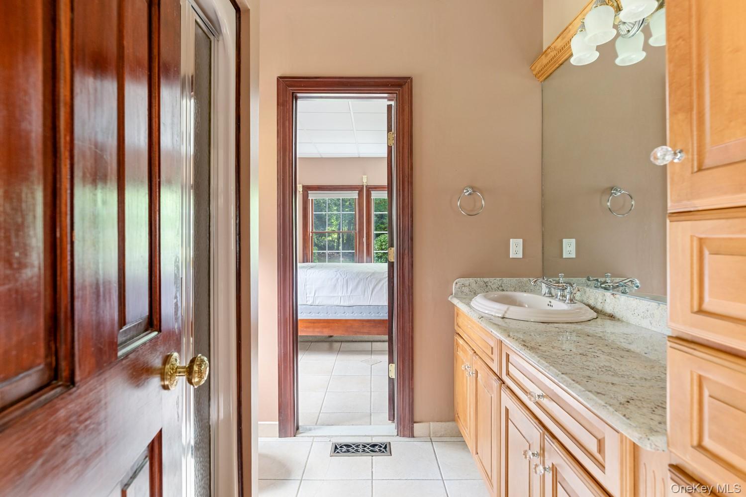 12 Mondavi Lane Property Photo 34