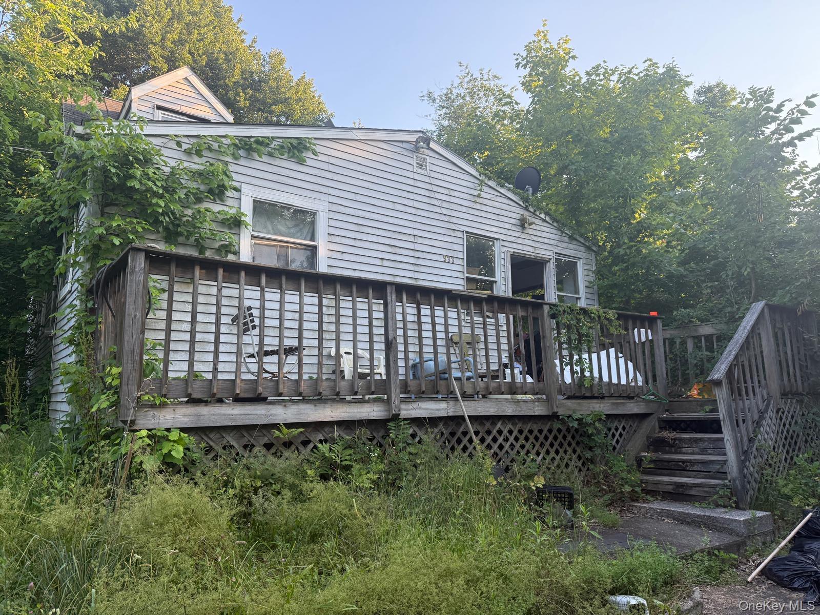 933 South Street Property Photo 3