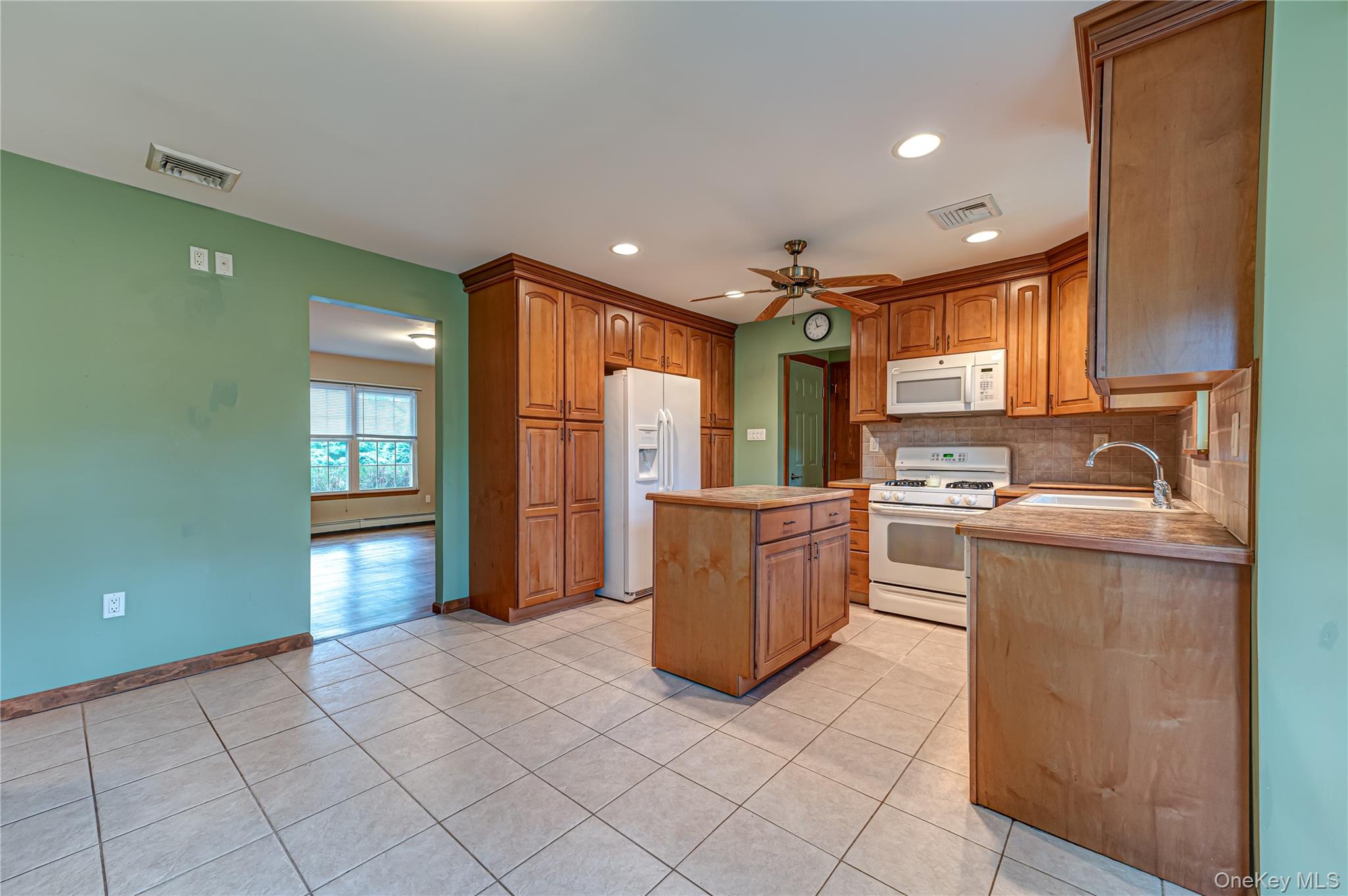 15 Washington Avenue Property Photo 8