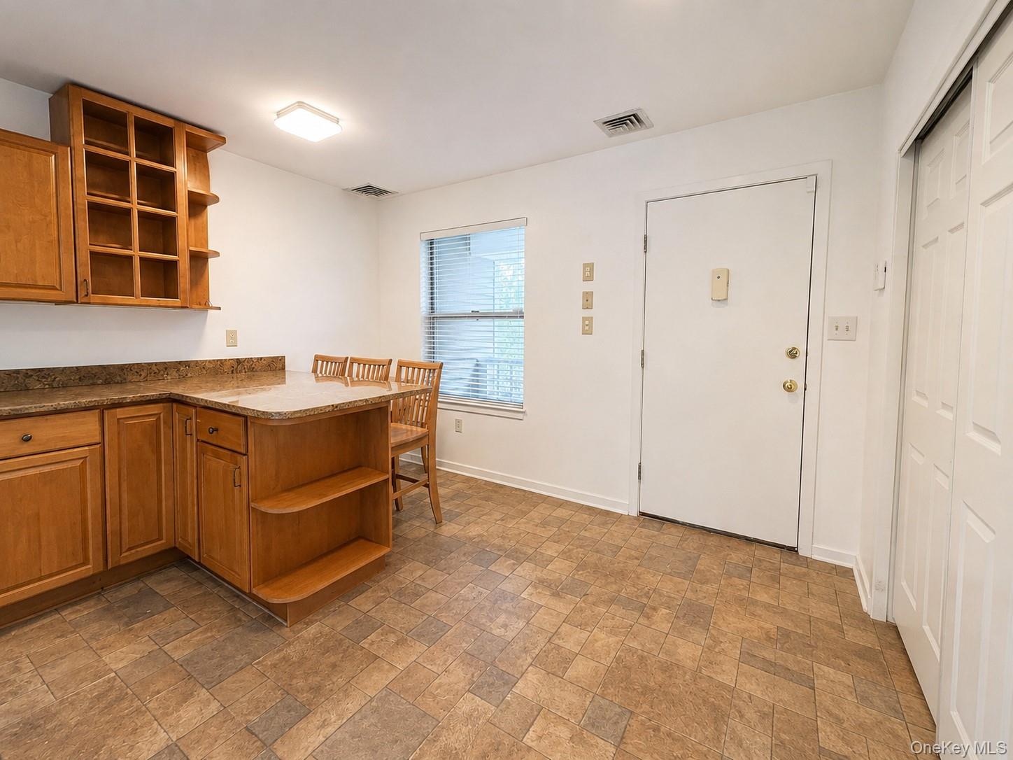 504 Continental Drive Property Photo 4