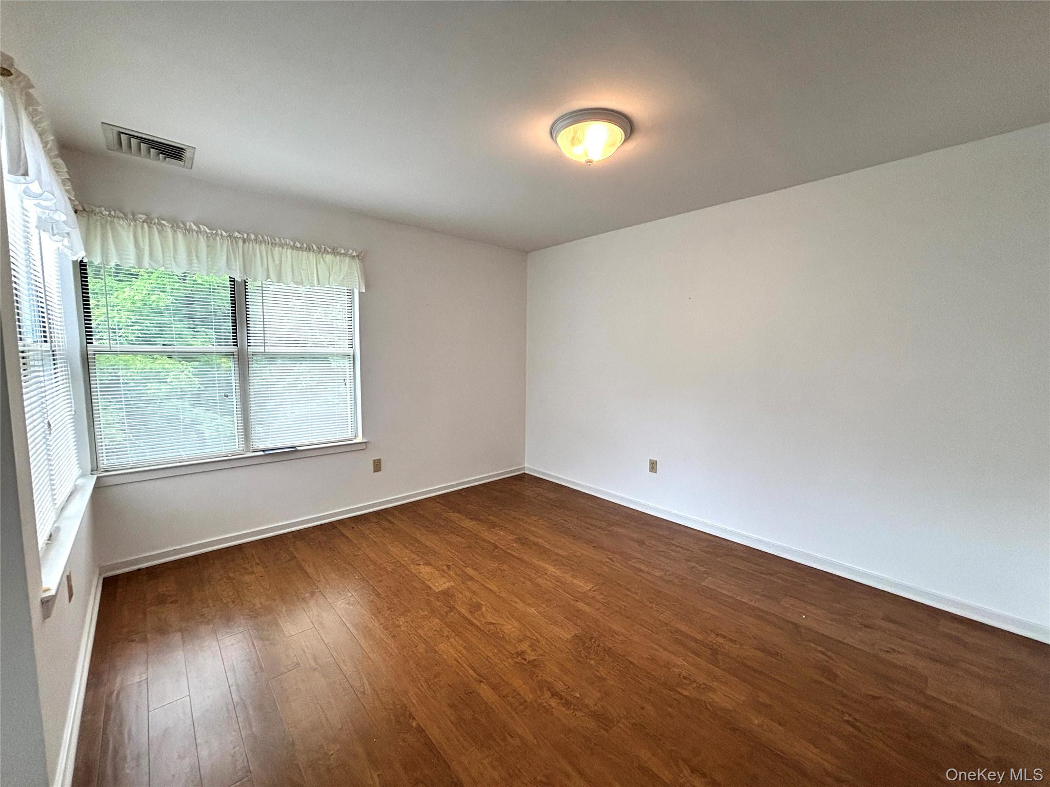 504 Continental Drive Property Photo 8