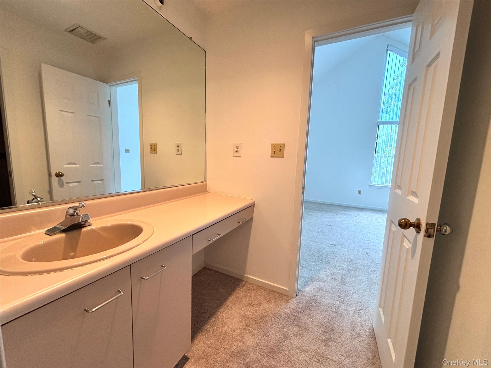 504 Continental Drive Property Photo 15