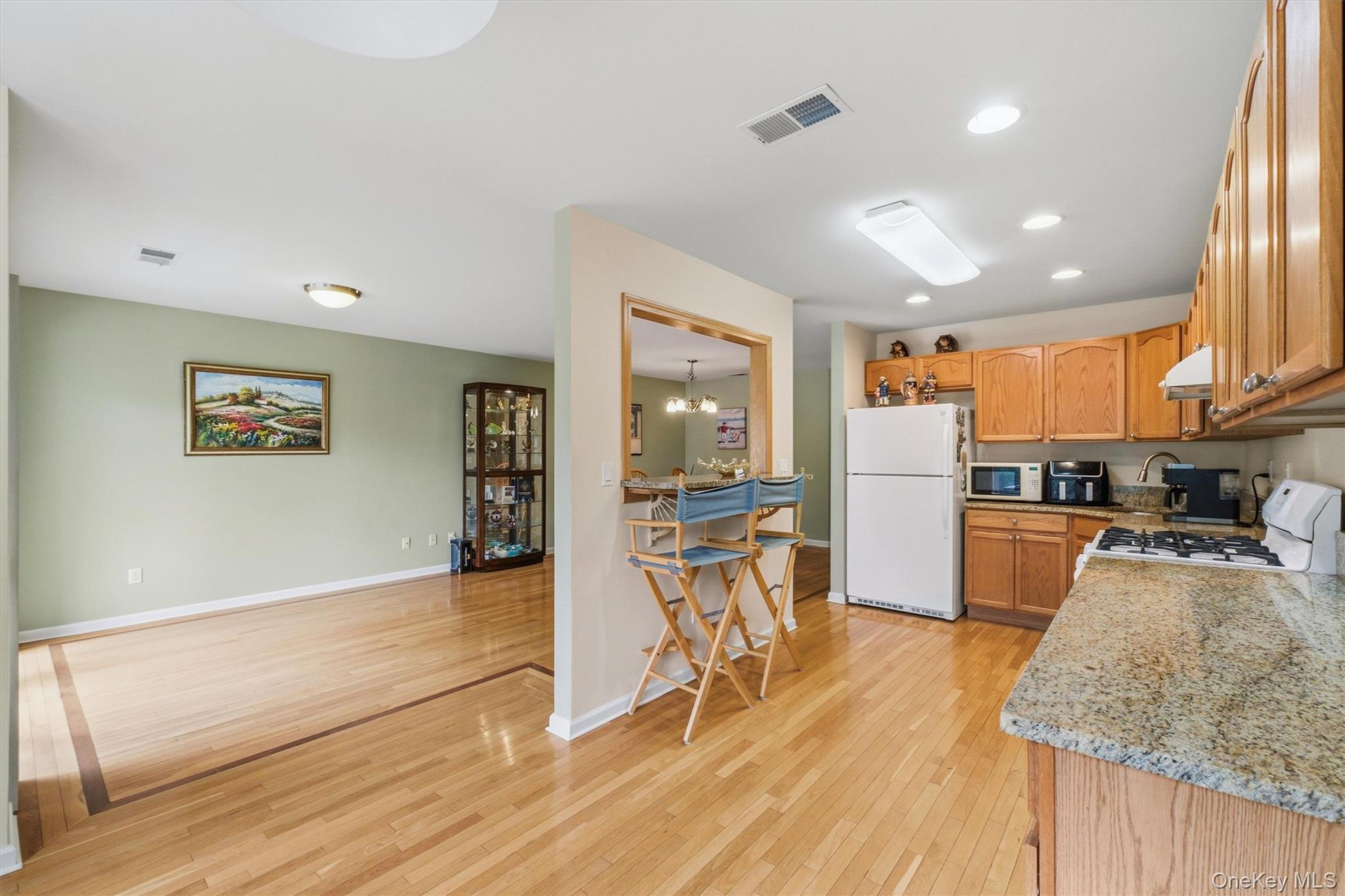 165 Underhill Lane Property Photo 10