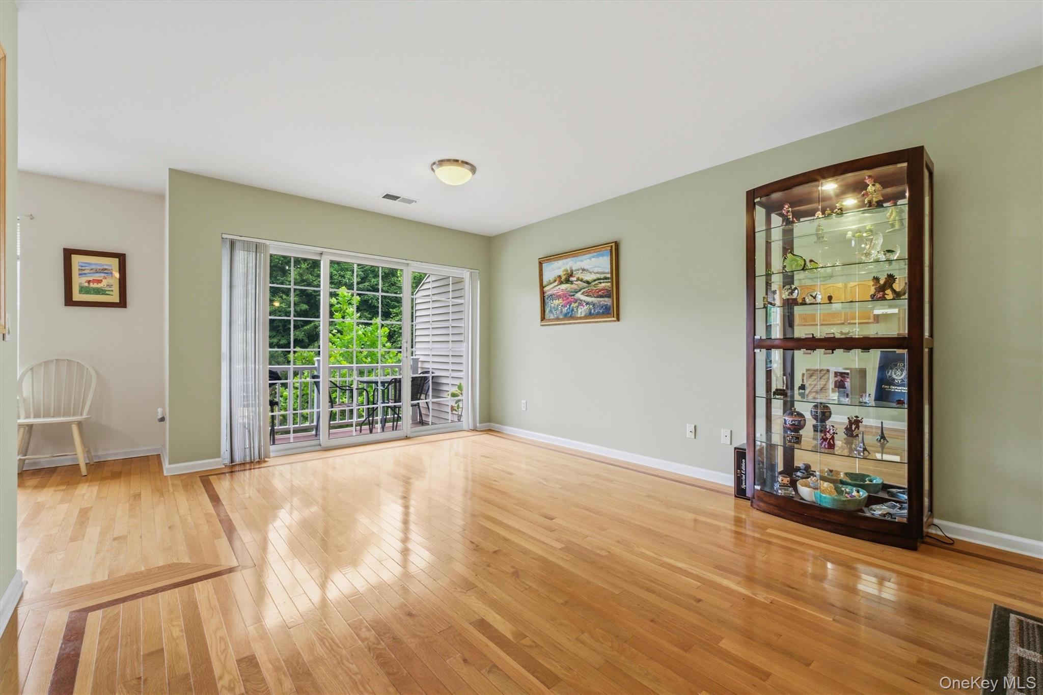 165 Underhill Lane Property Photo 14