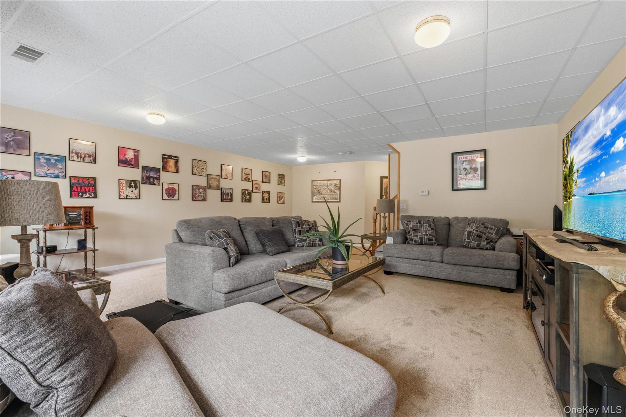 165 Underhill Lane Property Photo 32