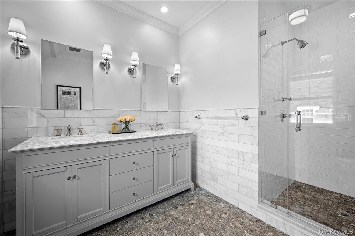 23 Fairlawn Street Property Photo 20