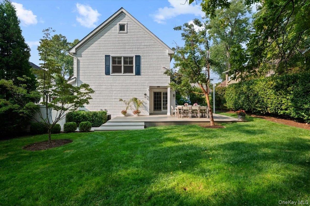 23 Fairlawn Street Property Photo 29