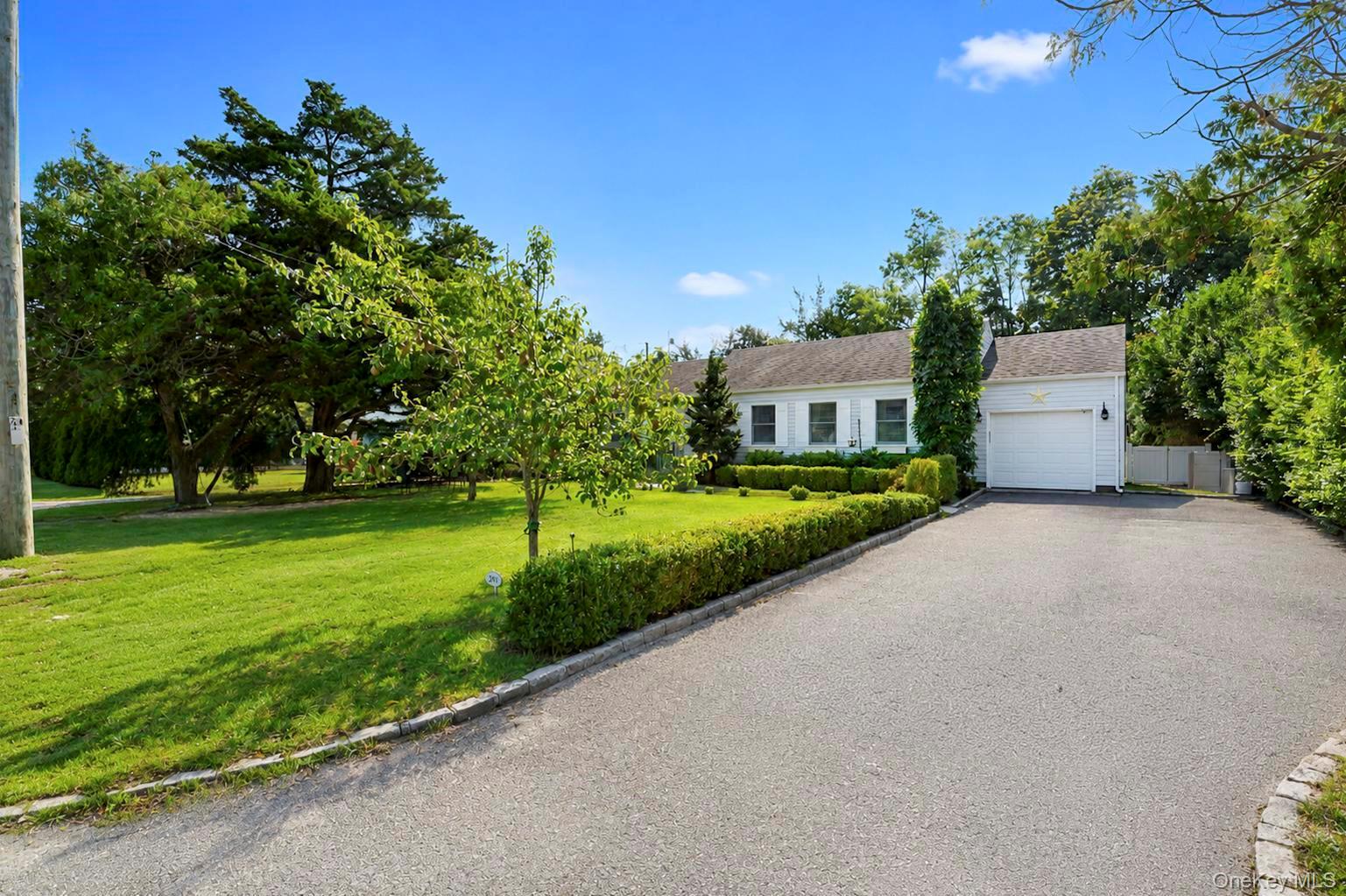 241 Riverside Drive Property Photo 3