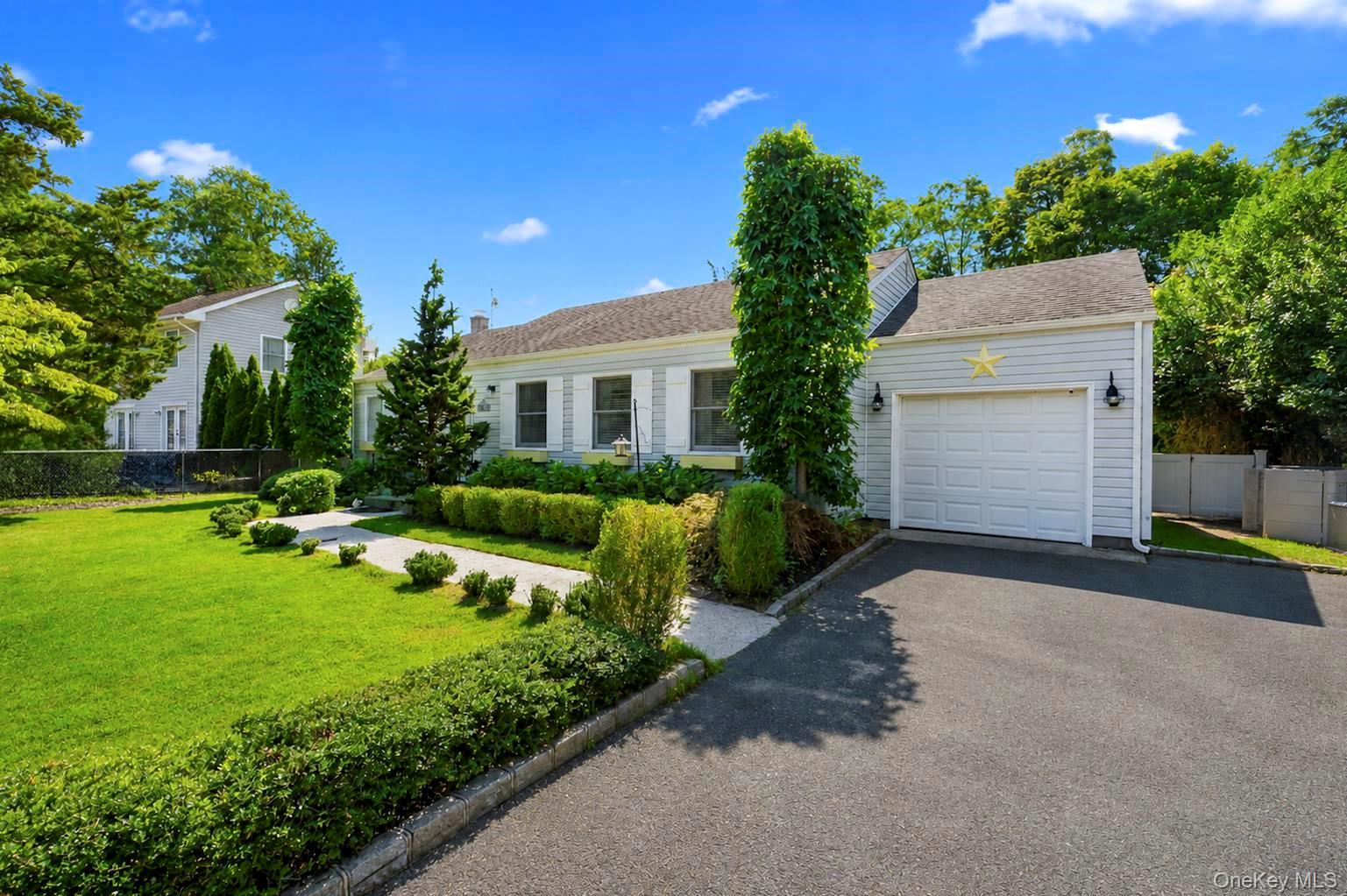 241 Riverside Drive Property Photo 4