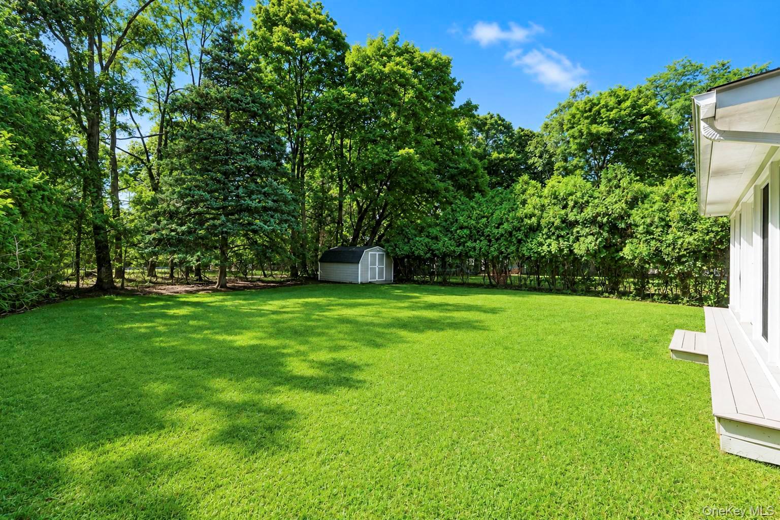 241 Riverside Drive Property Photo 6