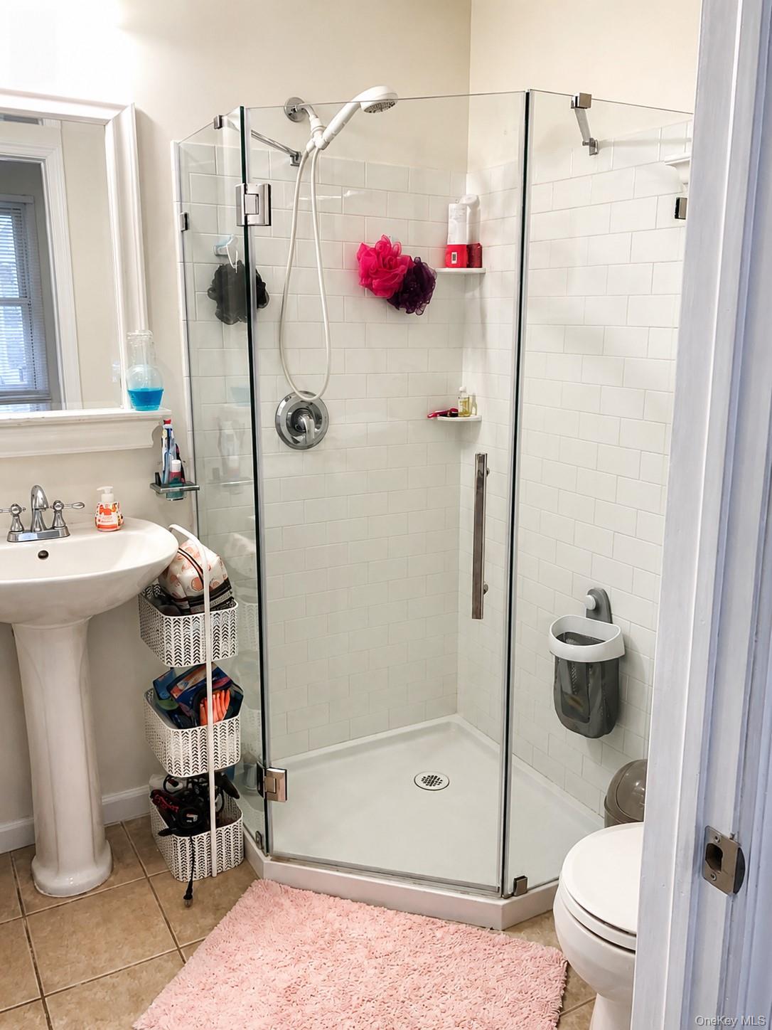 241 Riverside Drive Property Photo 8