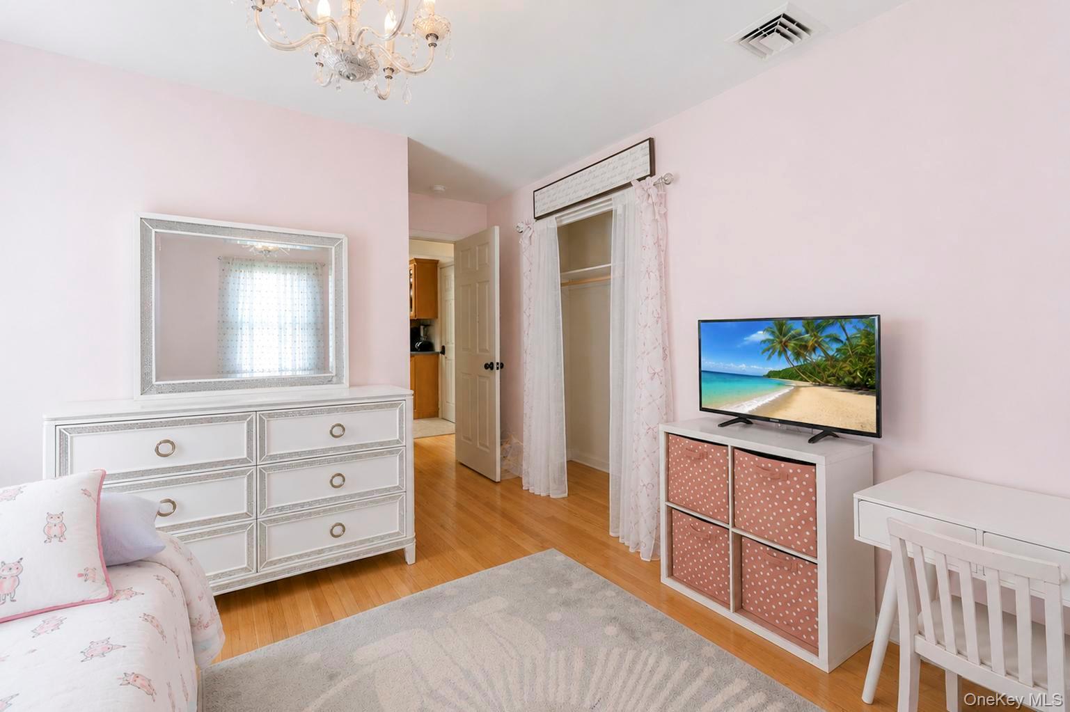 241 Riverside Drive Property Photo 24