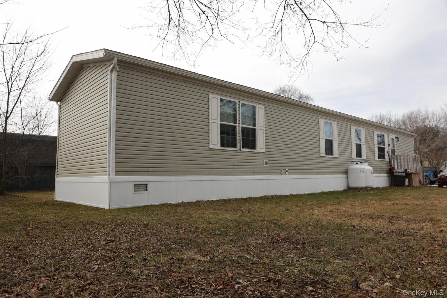 40 Tiger Lily Drive Property Photo 1