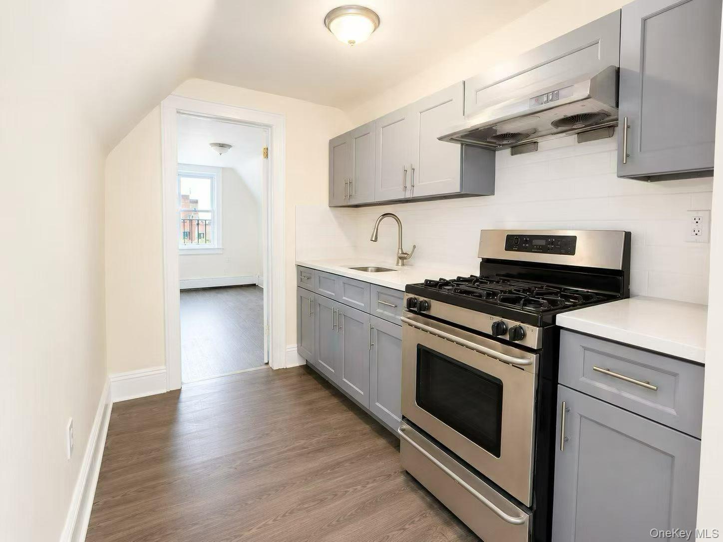 52-12 103 Street Property Photo 7