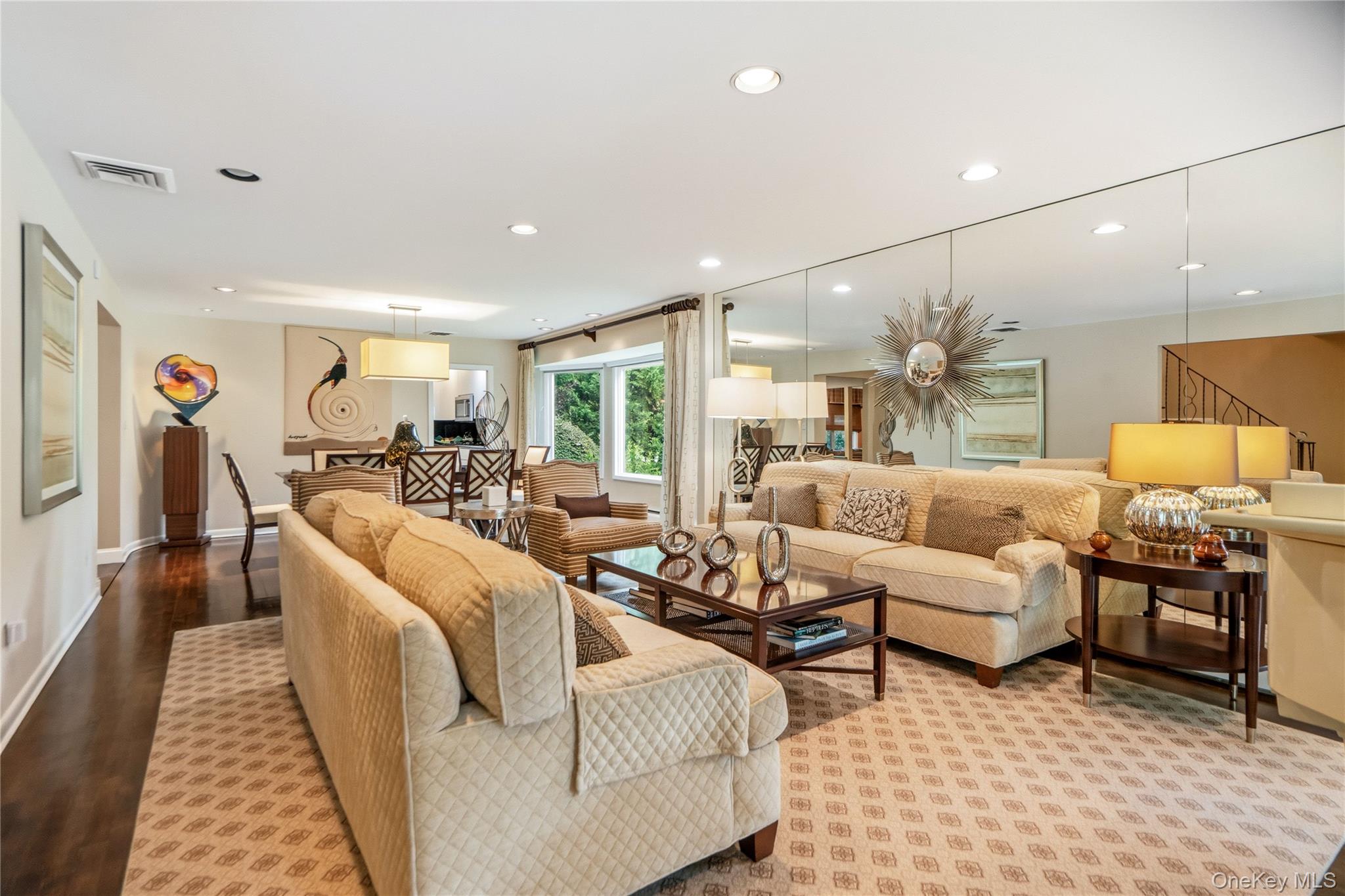 15 Hunt Court Property Photo 3