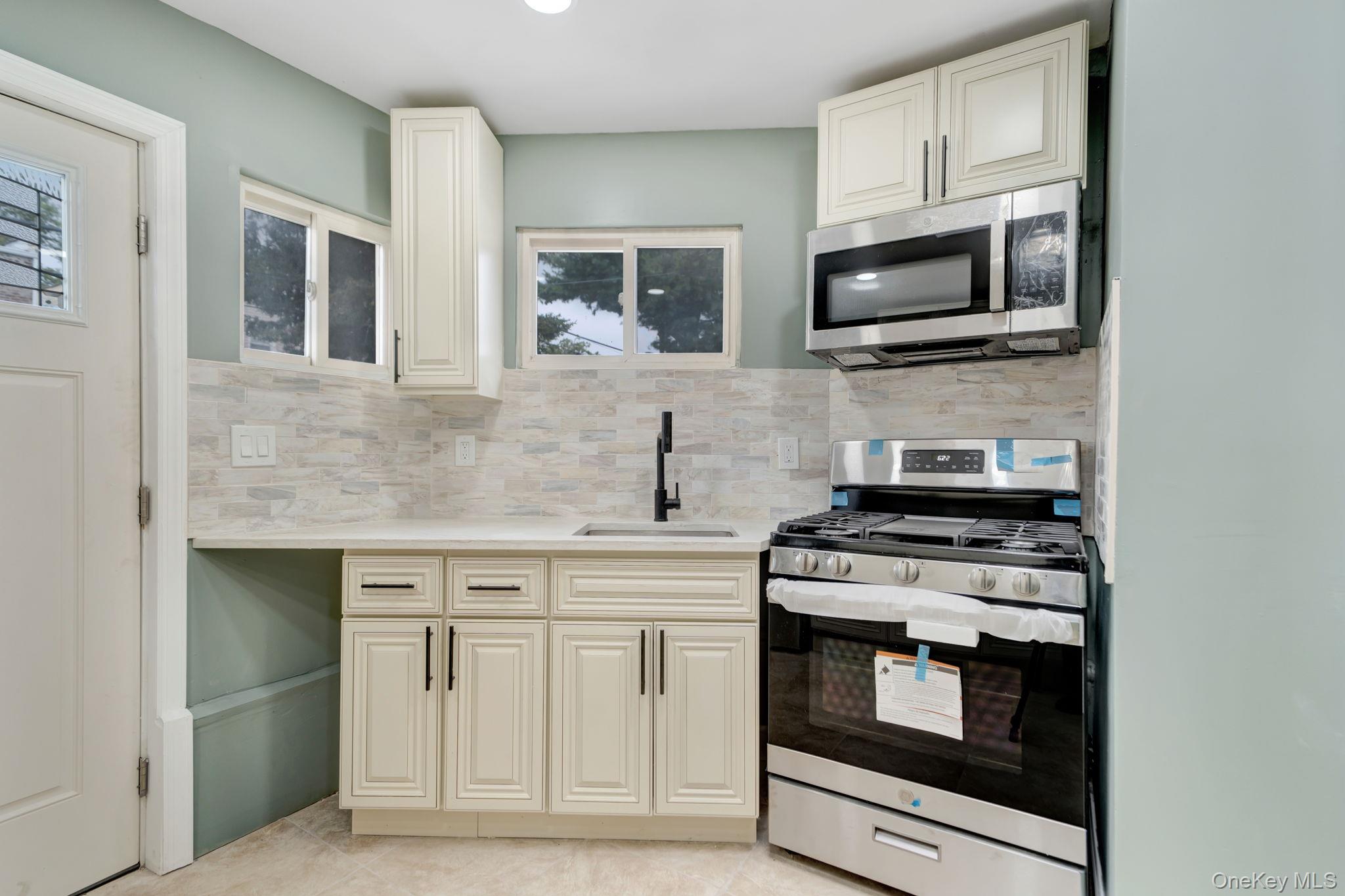 1852 E 34th Street Property Photo 14