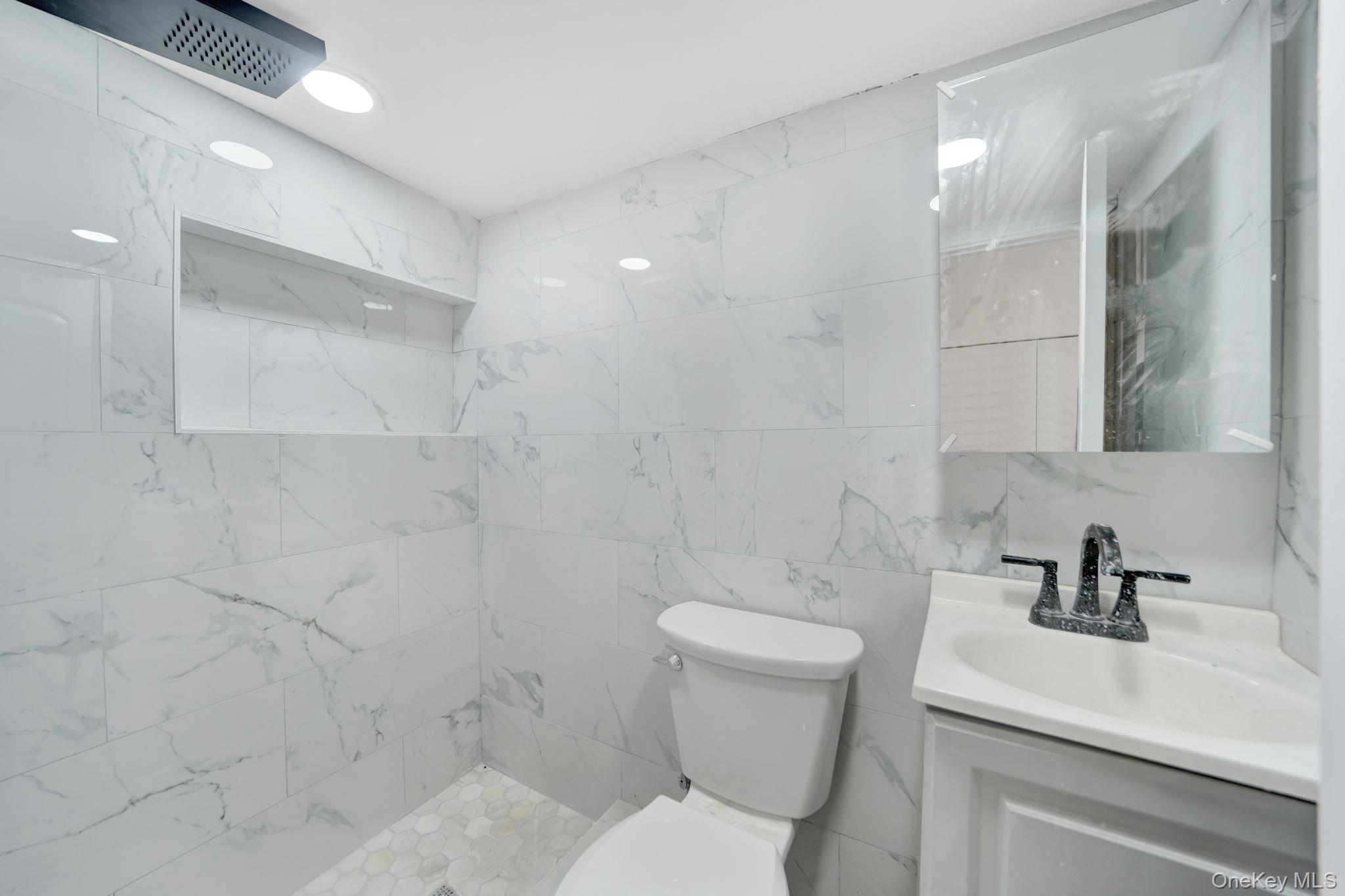 1852 E 34th Street Property Photo 25