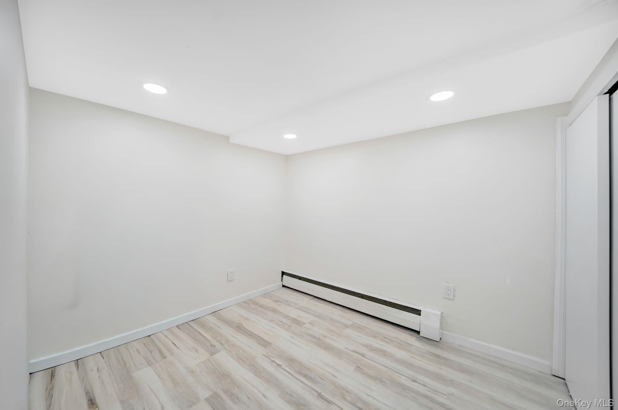 1852 E 34th Street Property Photo 26