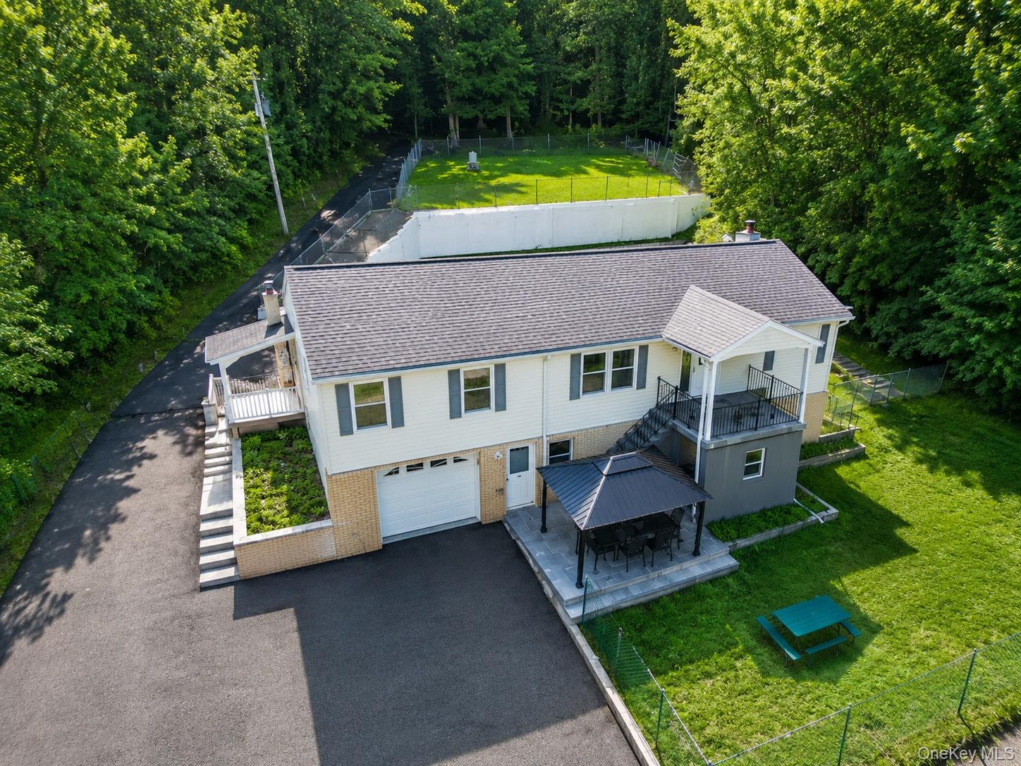 274 Grey Road Property Photo 1