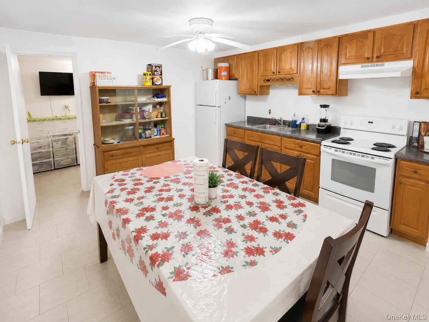 274 Grey Road Property Photo 32