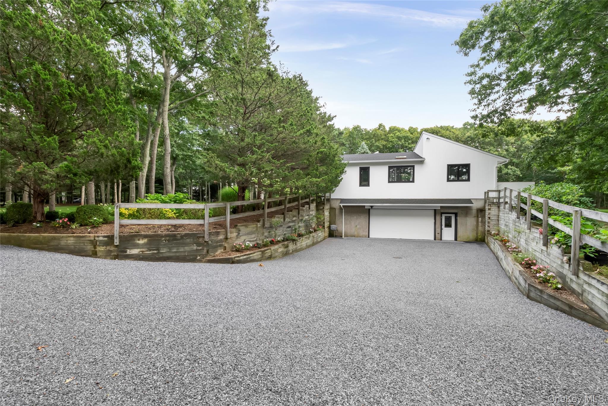 98 Old Farm Road Property Photo 14