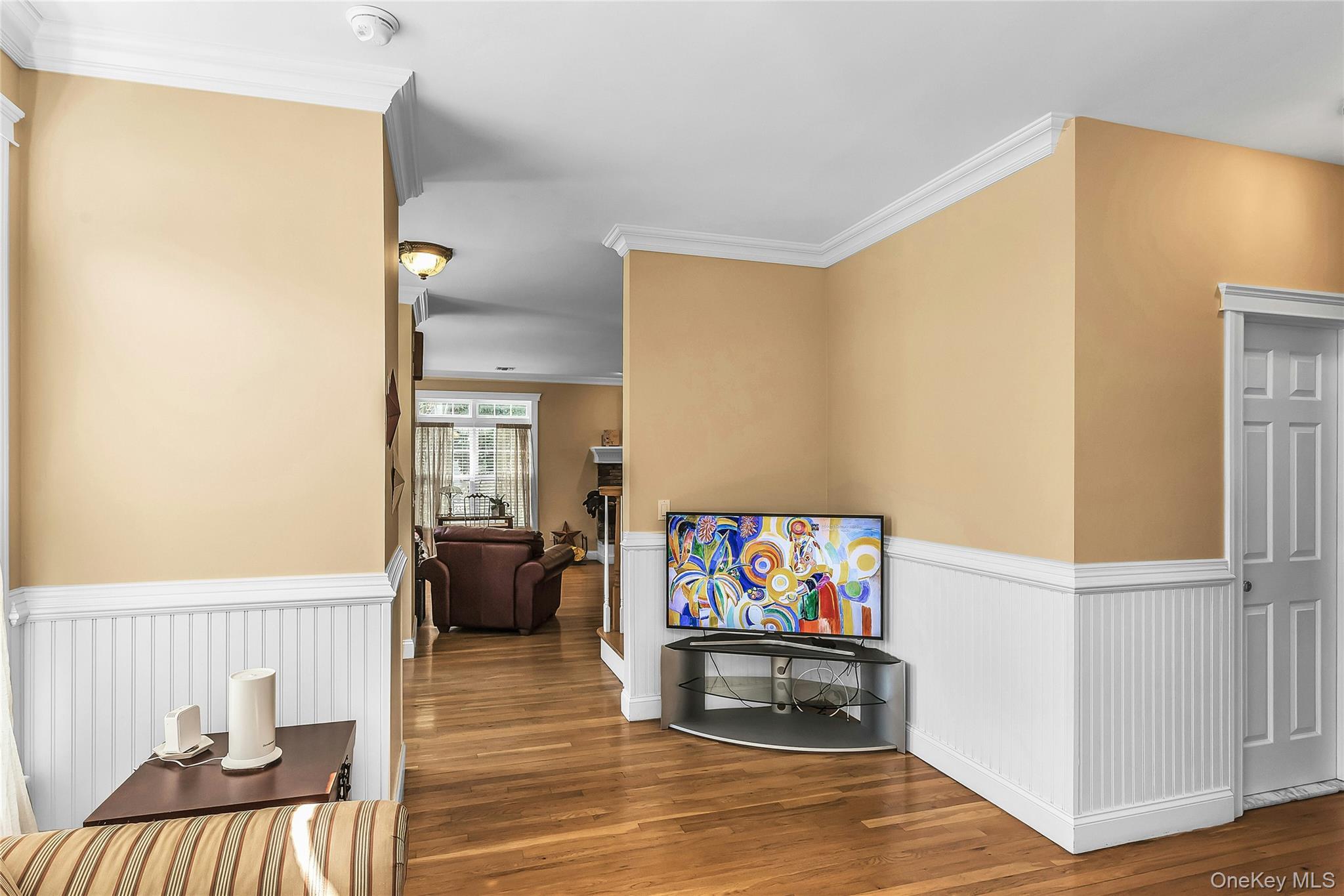 1025 Seawood Drive Property Photo 15
