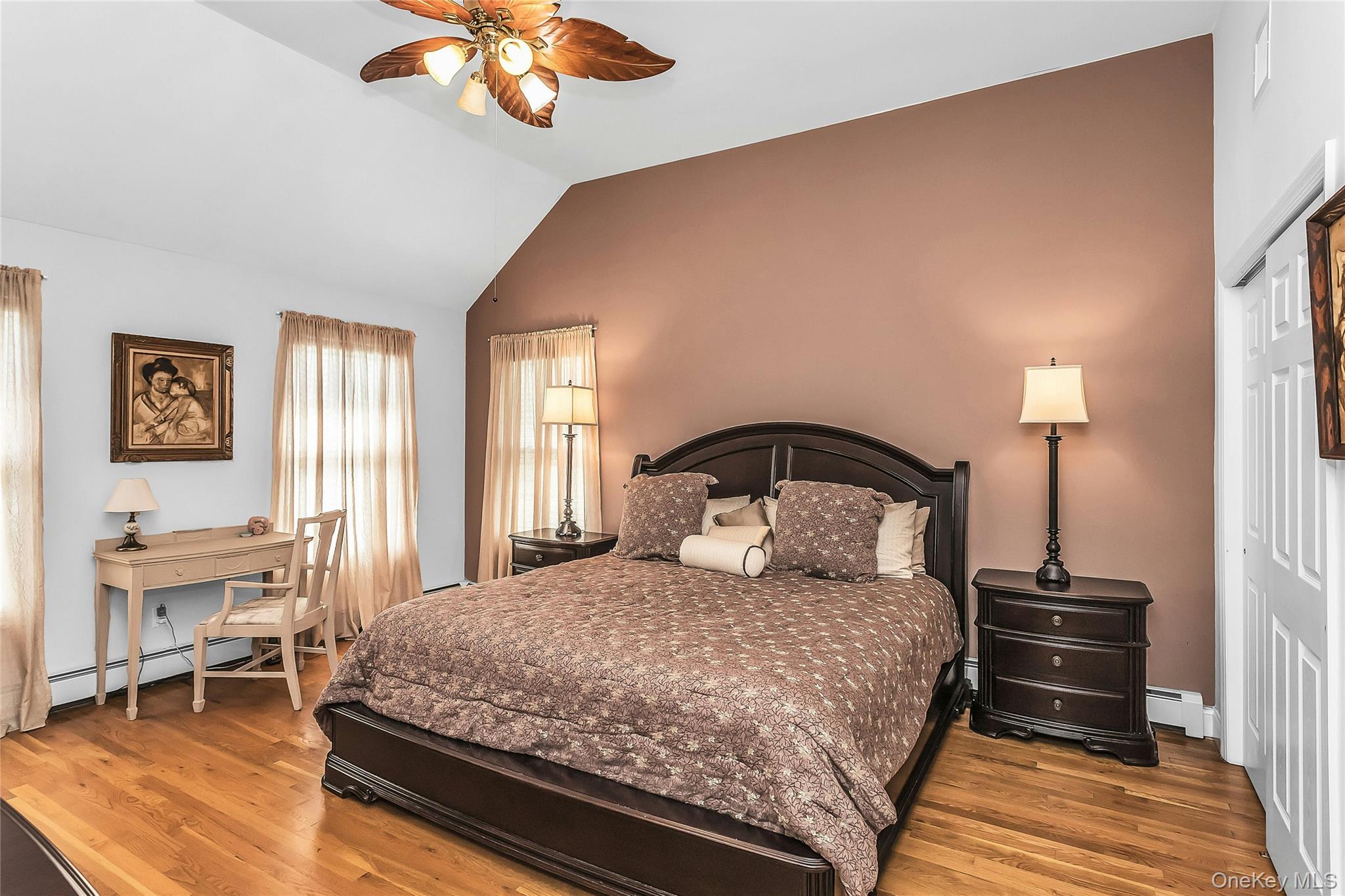 1025 Seawood Drive Property Photo 18
