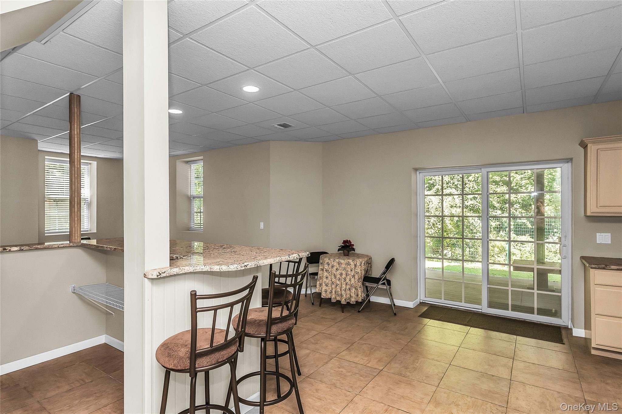 1025 Seawood Drive Property Photo 26