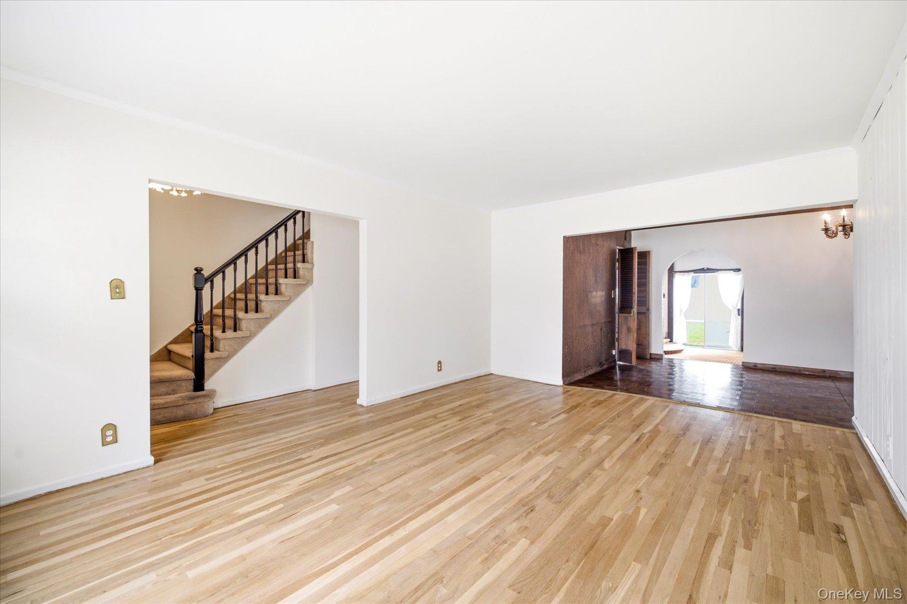 52 Woods Avenue Property Photo 2