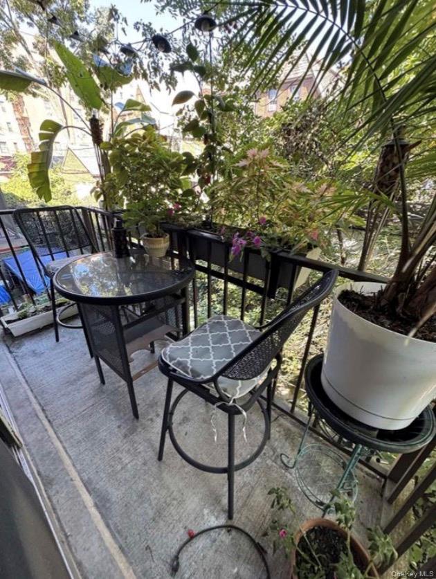 3525 86th Street Property Photo 5