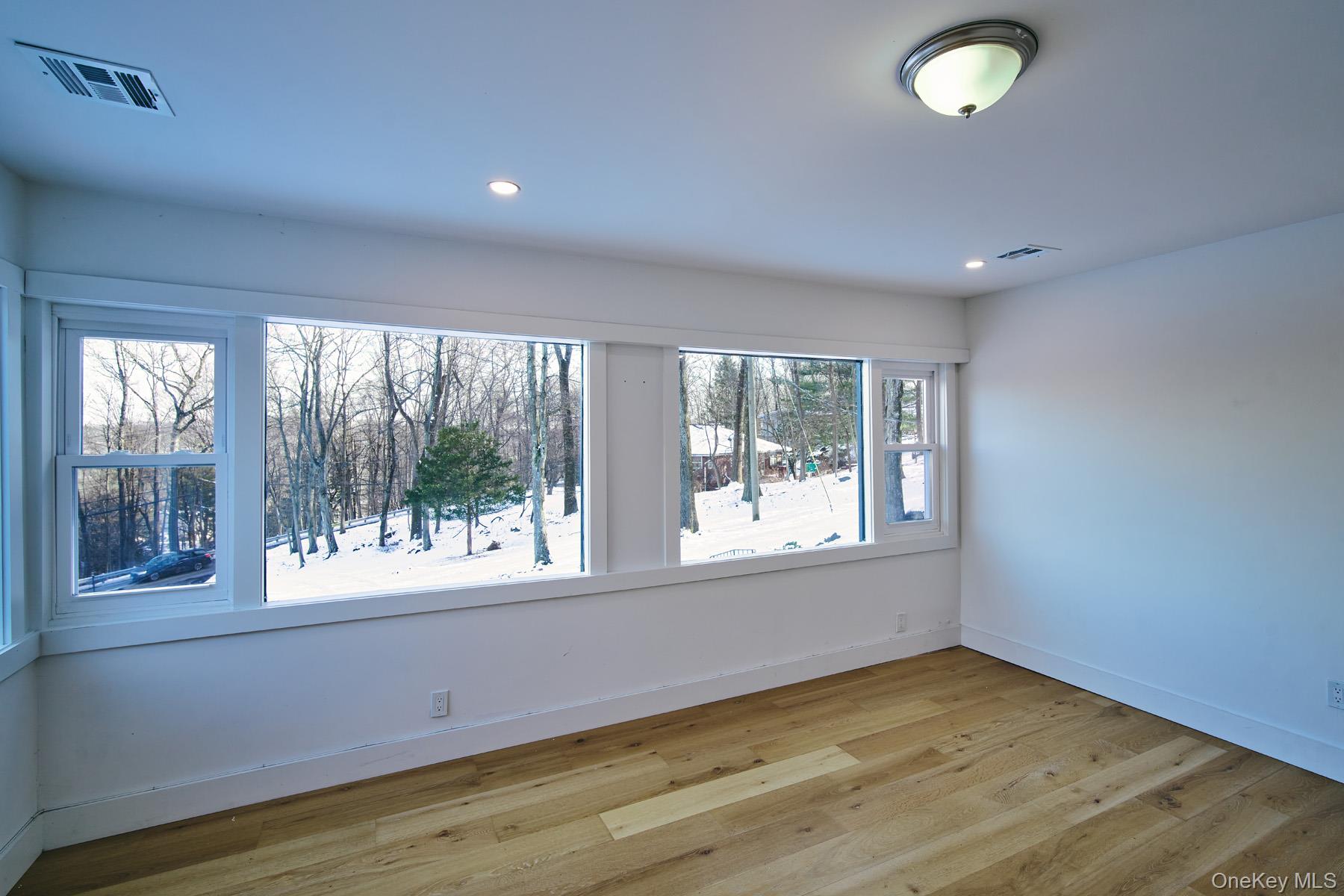 189 Mc Namara Road Property Photo 15